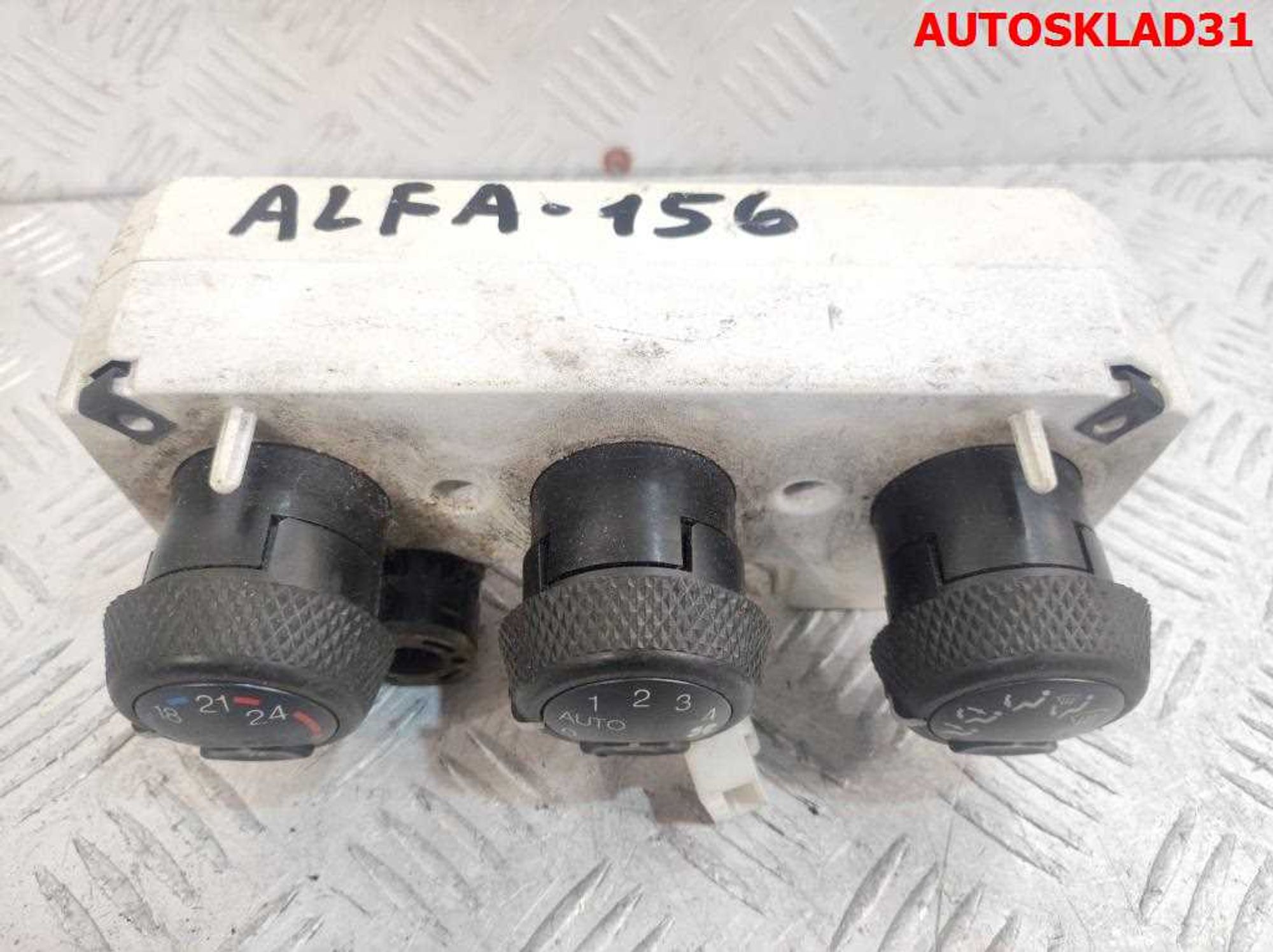 Блок управления отопителем Alfa Romeo 156 16238079, 1500 рублей, Дубовое
