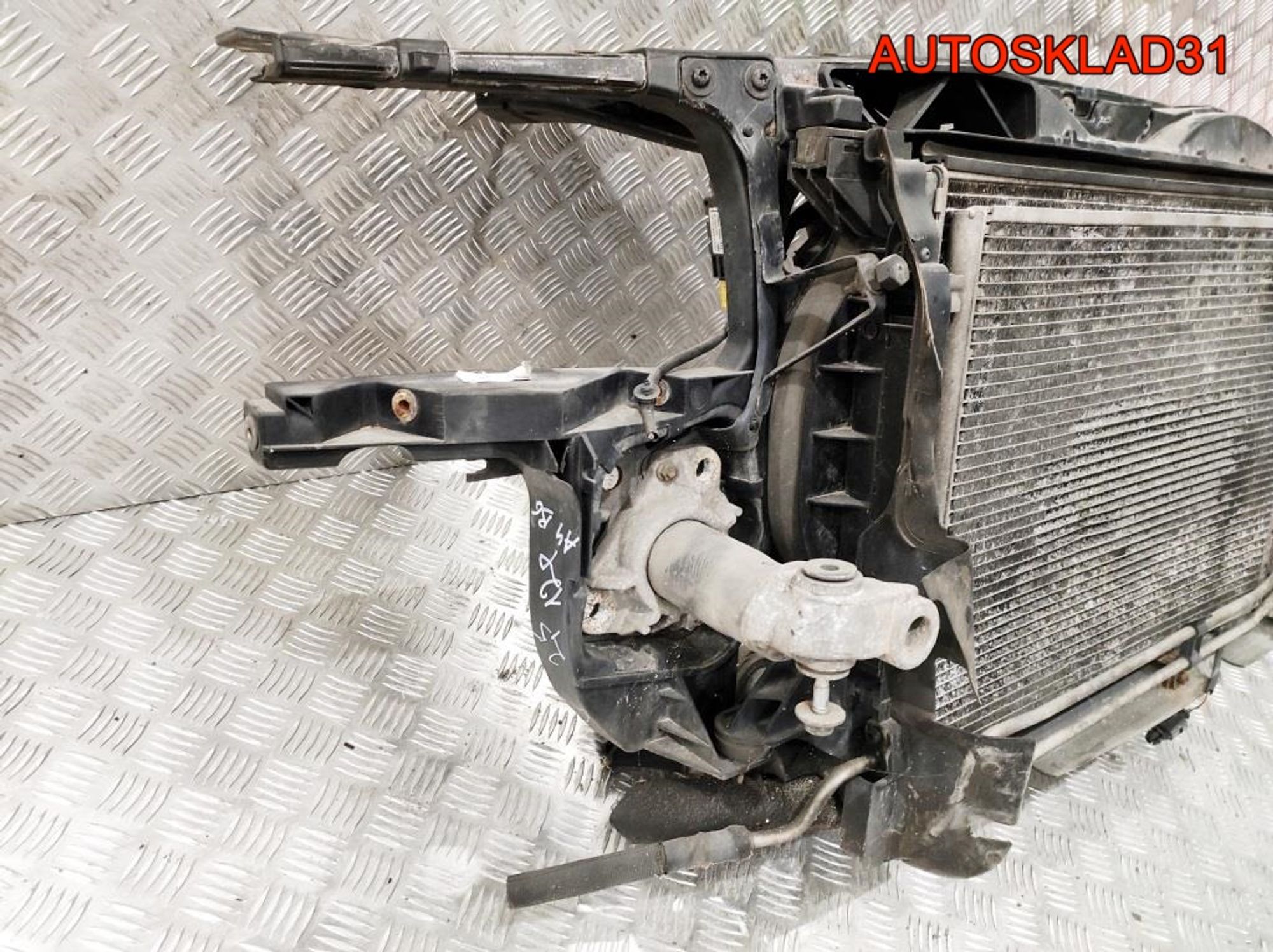 Панель передняя в сборе Audi A4 B6 2,5 Дизель (Р), 20000 рублей, Дубовое