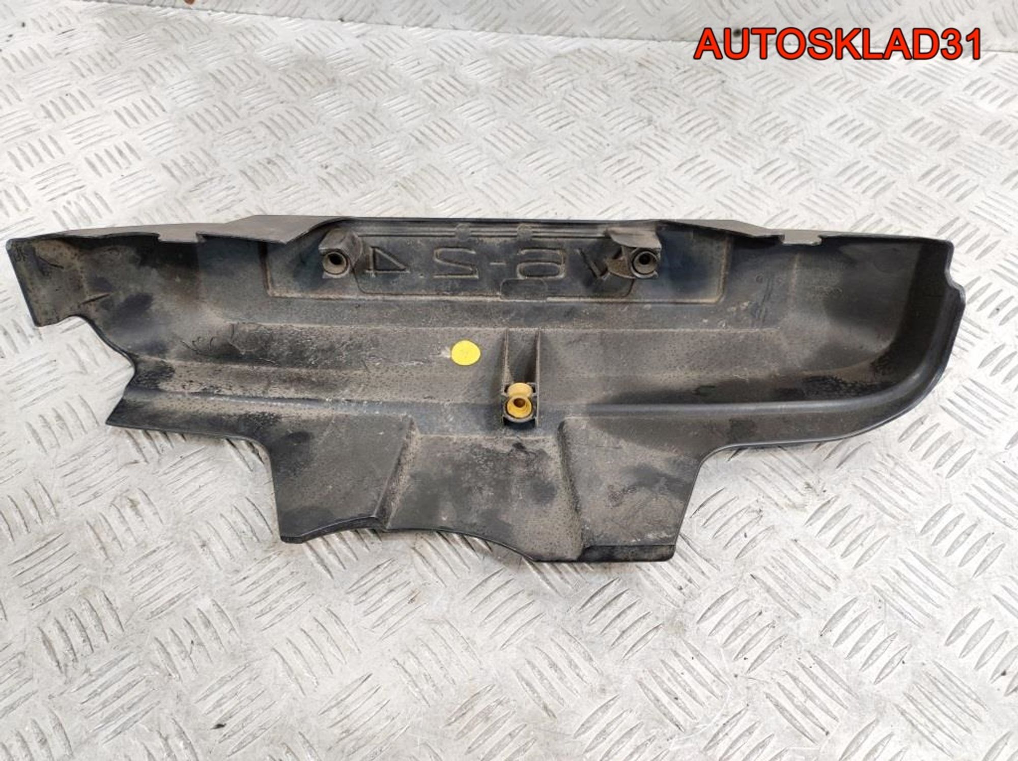 Накладка декоративная двигателя Audi A6 C6 2.4 BDW 06E103925, 1400 рублей, Дубовое