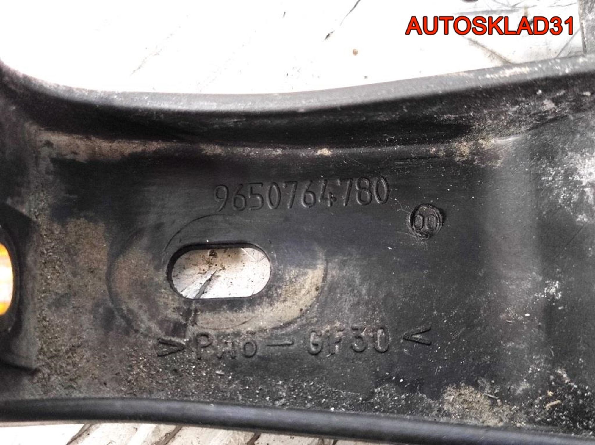 Рейка топливная Peugeot 307 1,6 NFU 9650764780, 900 рублей, Дубовое