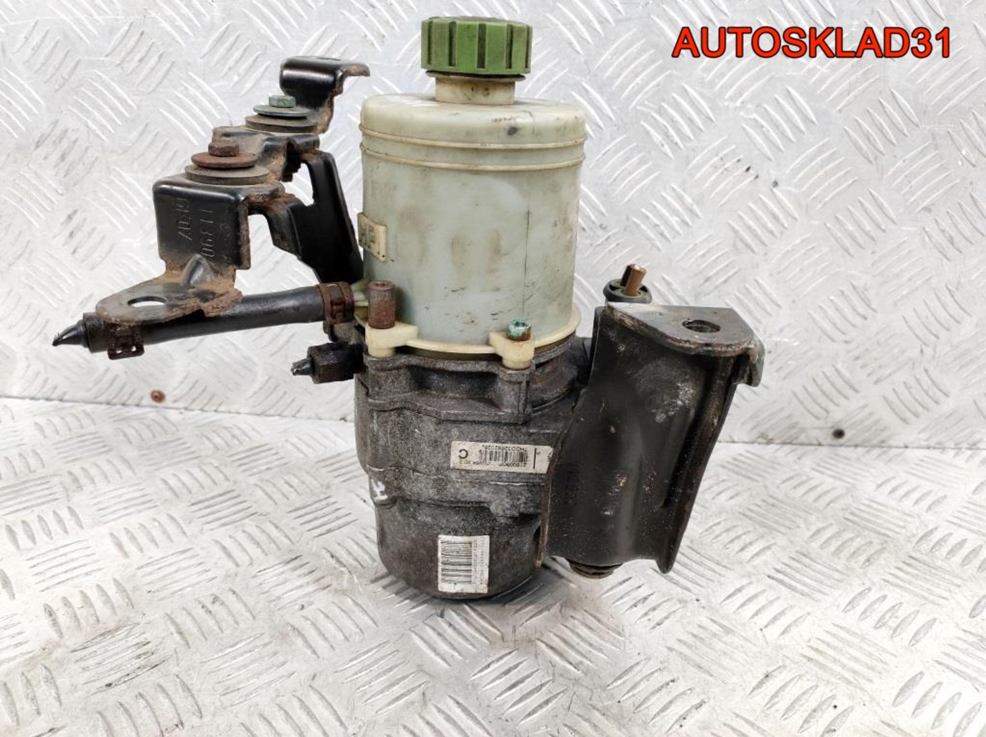 Насос ЭГУР Skoda Fabia 2 6Q0423155AD Бензин, 10800 рублей, Дубовое