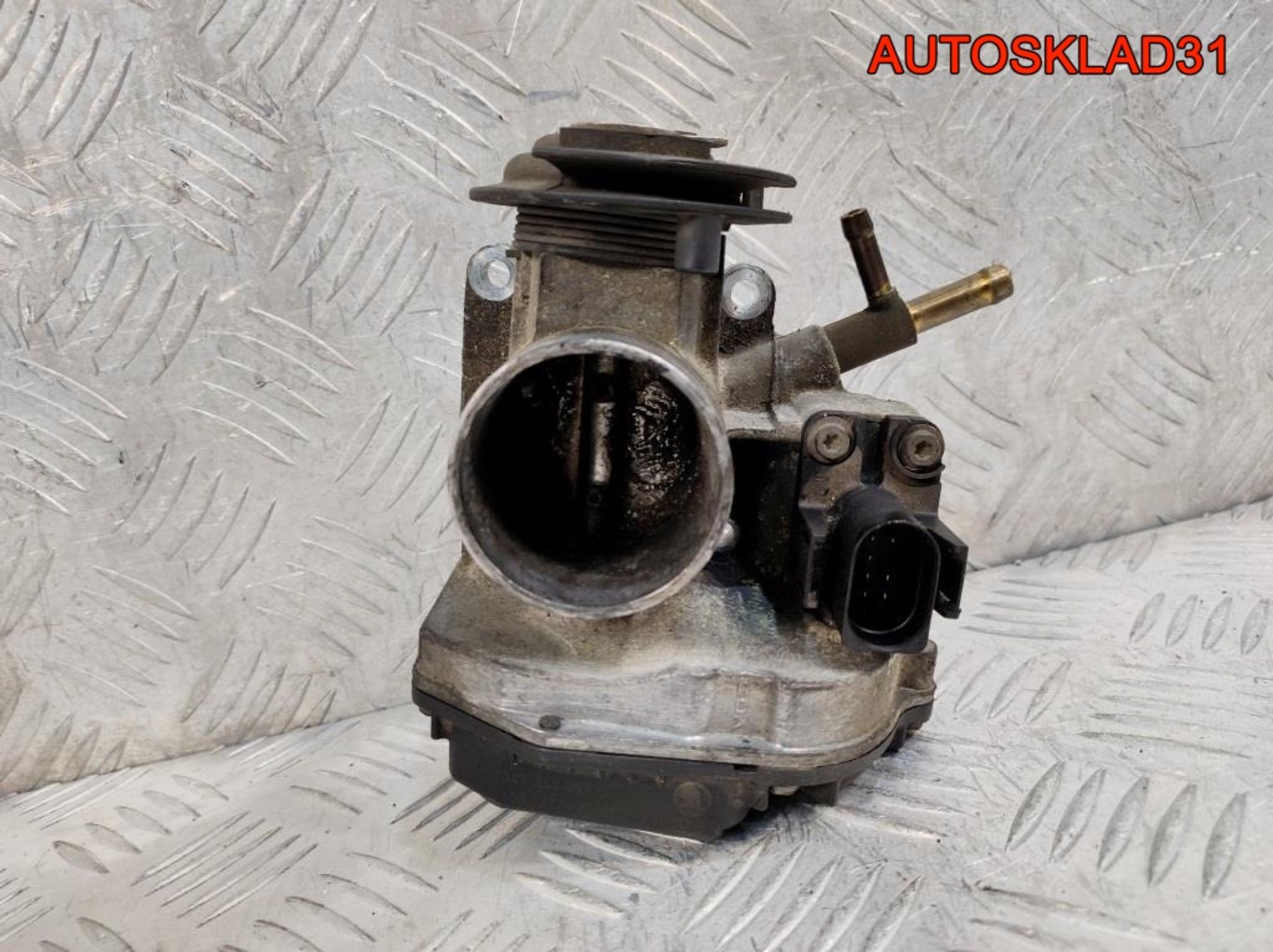 Заслонка дроссельная VW Lupo 1.0 AHT 047133061G, 4500 рублей, Дубовое