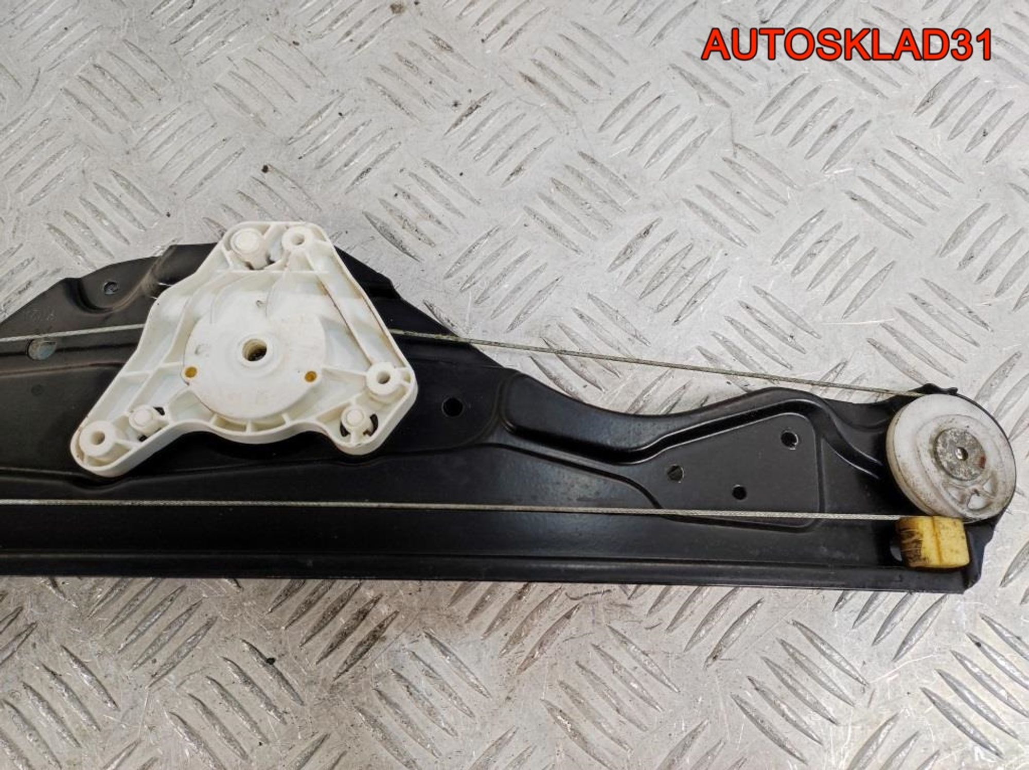 Стеклоподъемник задний правый Mercedes W211 A2117300246, 1800 рублей, Дубовое