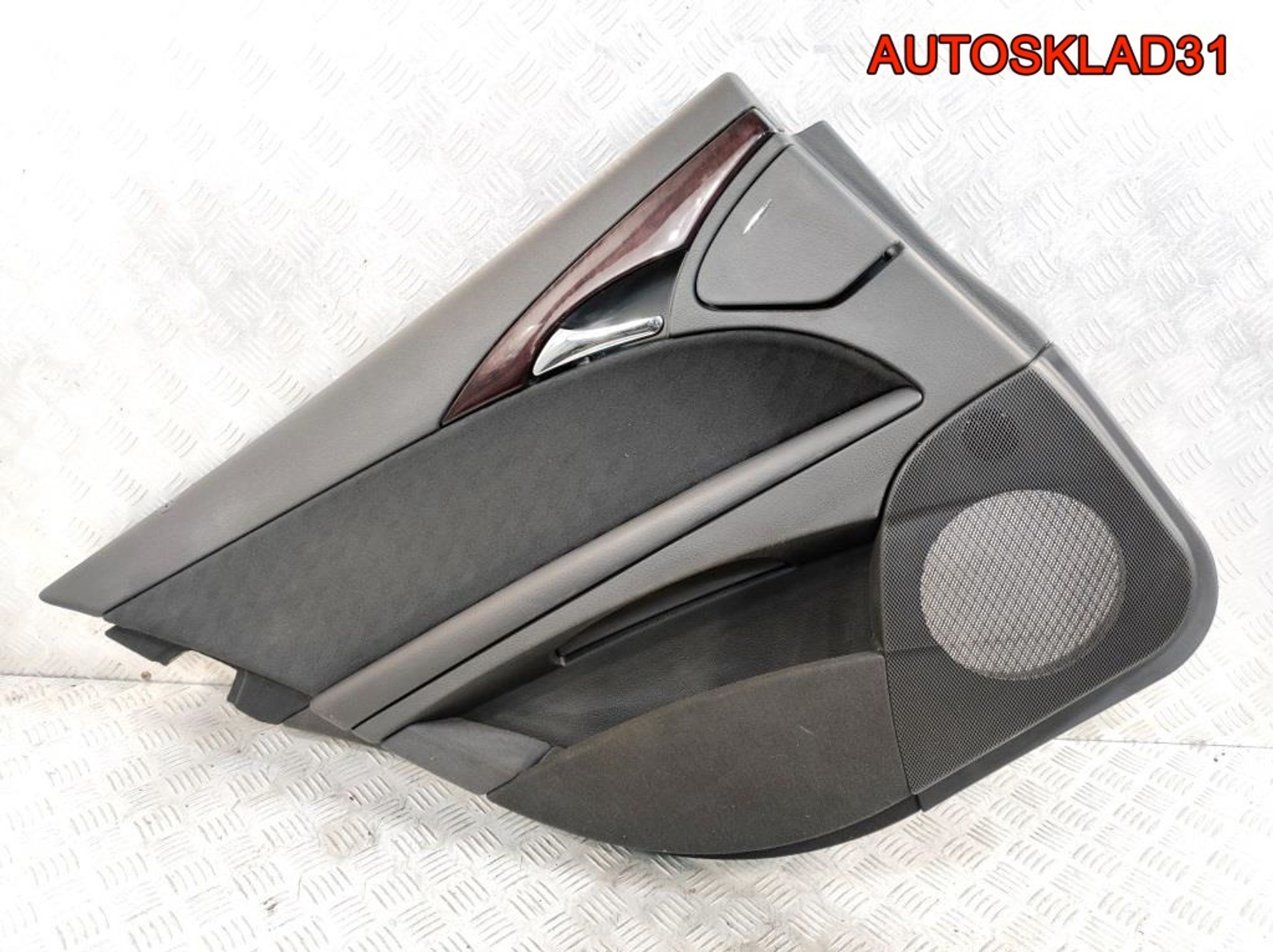 Обшивка дверей комплект Mercedes Benz W211 A2117206762, 9000 рублей, Дубовое