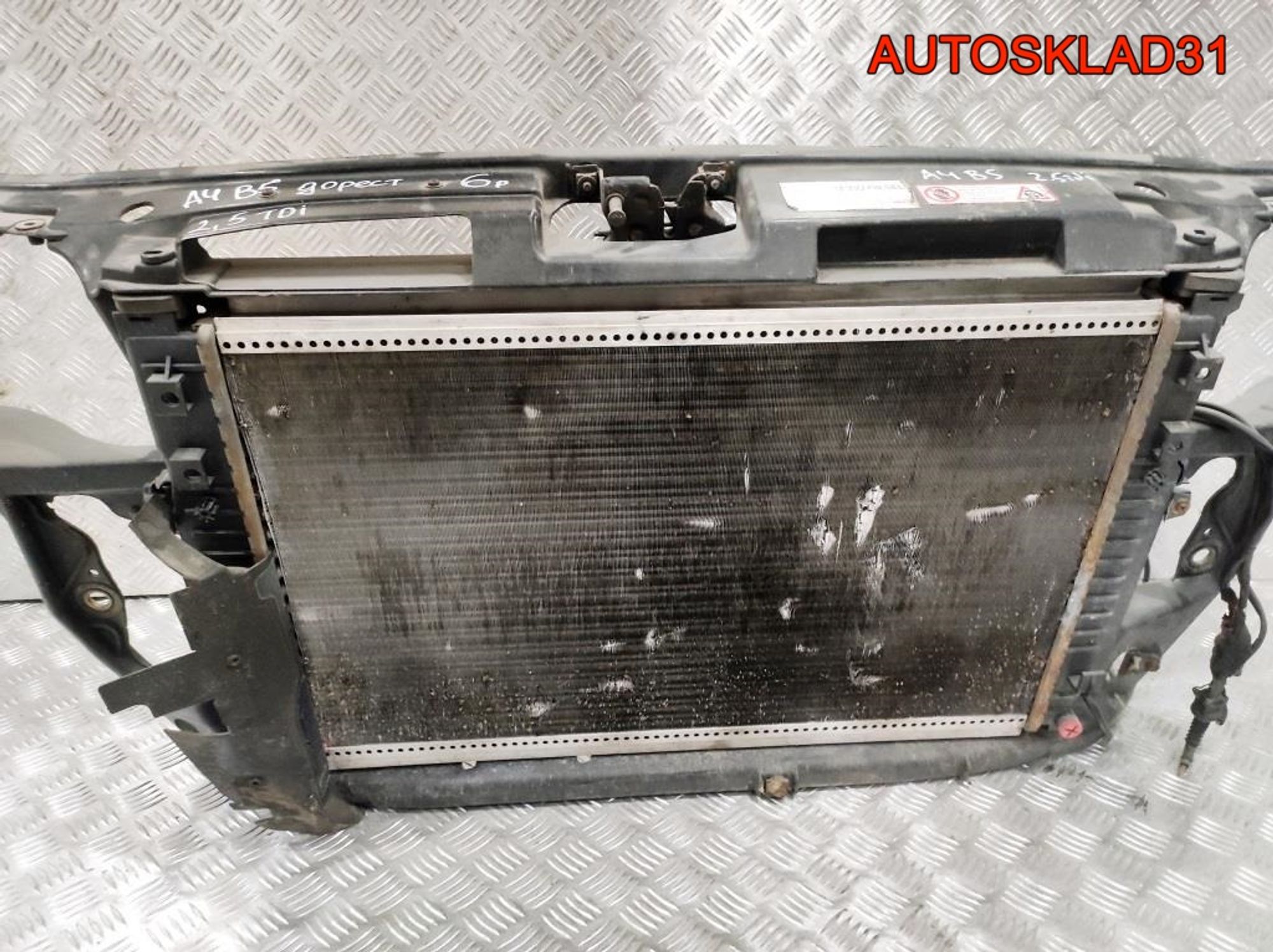 Панель передняя в сборе Audi A4 B5 Дорест 2,5 TDI 8D0805594H, 15000 рублей, Дубовое