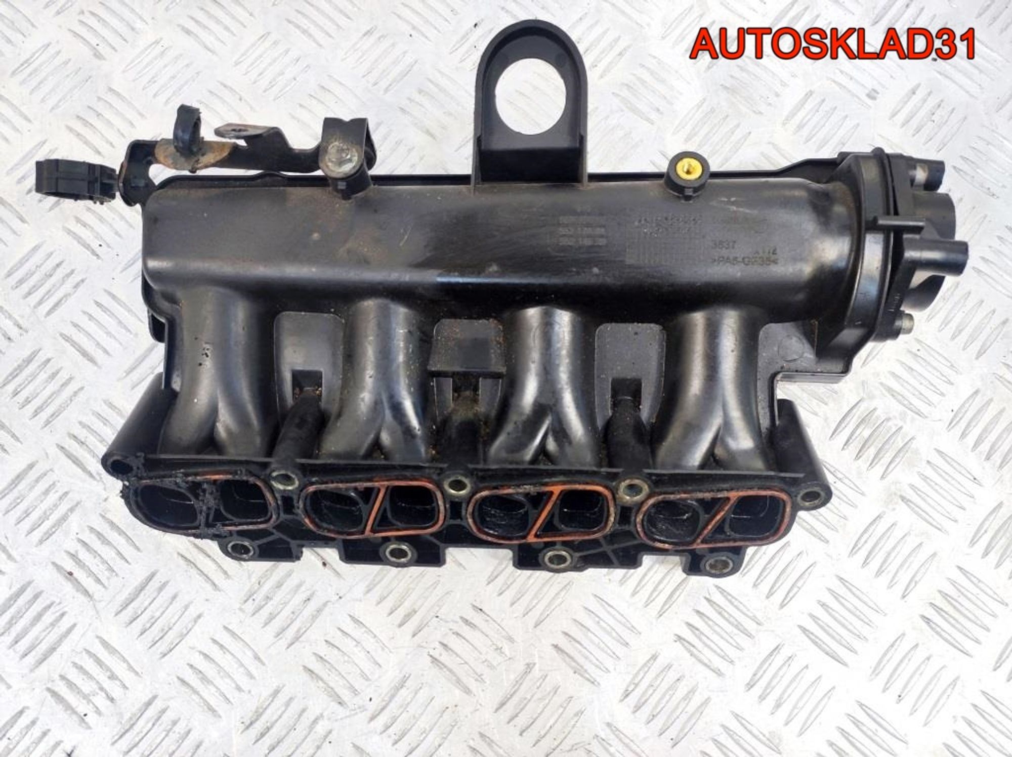 Коллектор впускной Opel Corsa D A13DTC 55213267, 2500 рублей, Дубовое