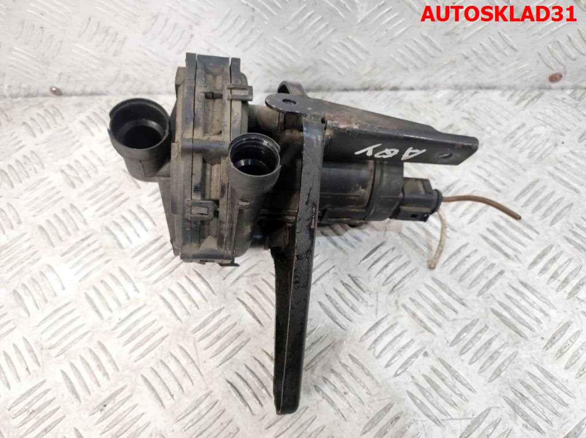 Насос воздушный VW Golf 4 2,0 AQY Бензин 06A959253, 2600 рублей, Дубовое