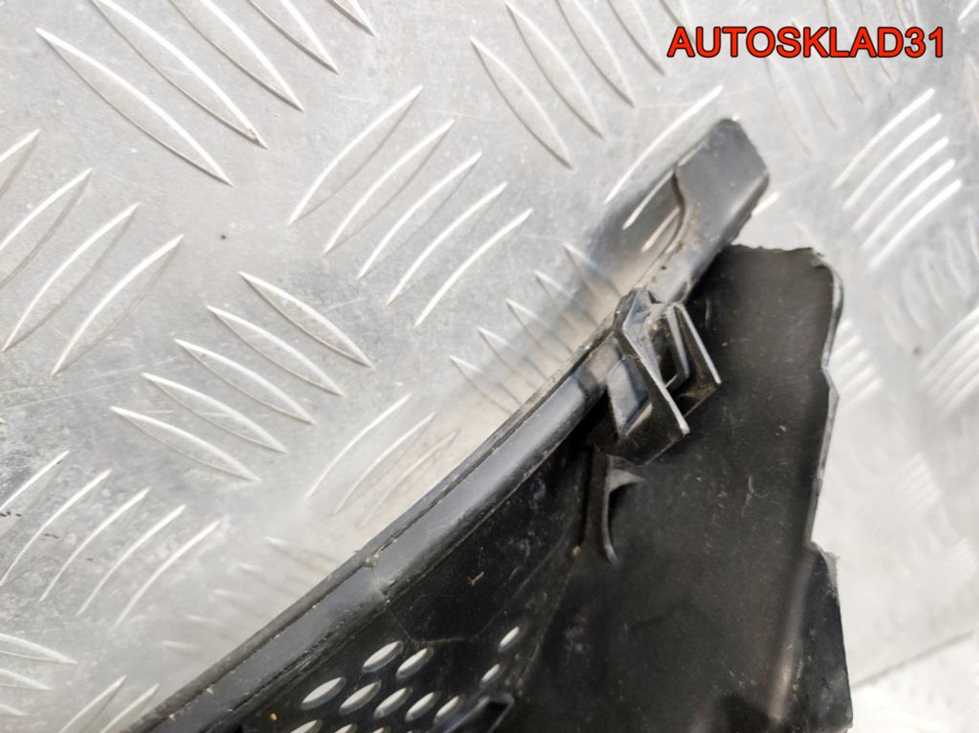 Решетка стеклоочистителя Nissan Micra K12 66862AX700, 3200 рублей, Дубовое