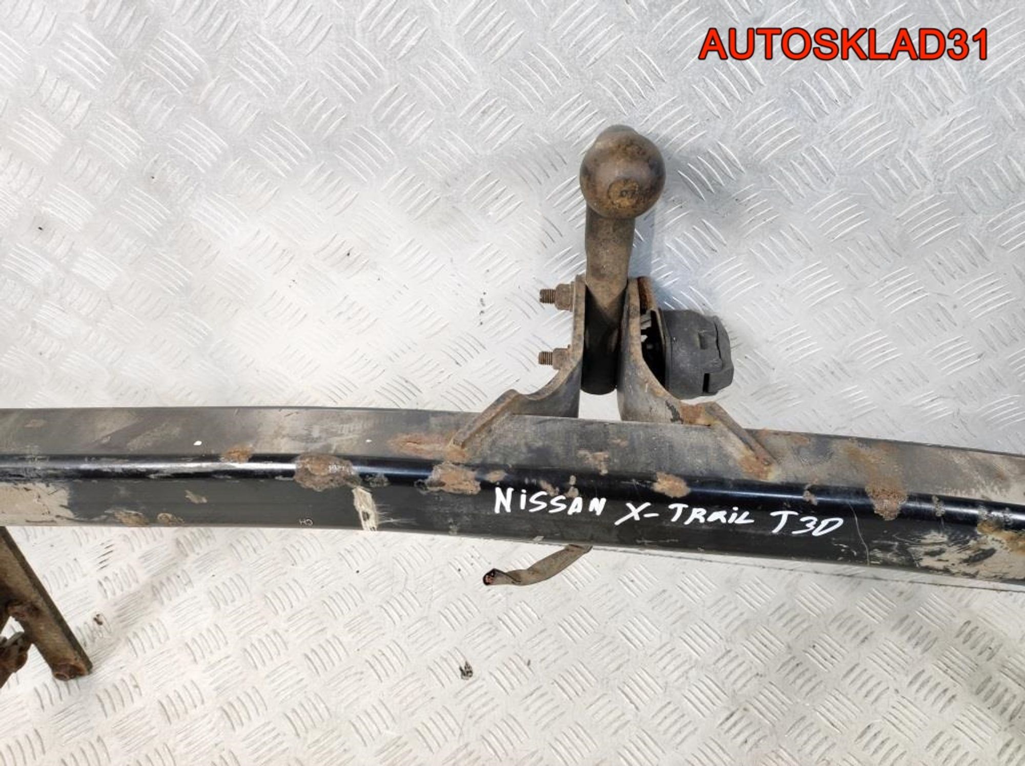 Фаркоп Nissan X-Trail T30 KE5008H000, 13500 рублей, Дубовое