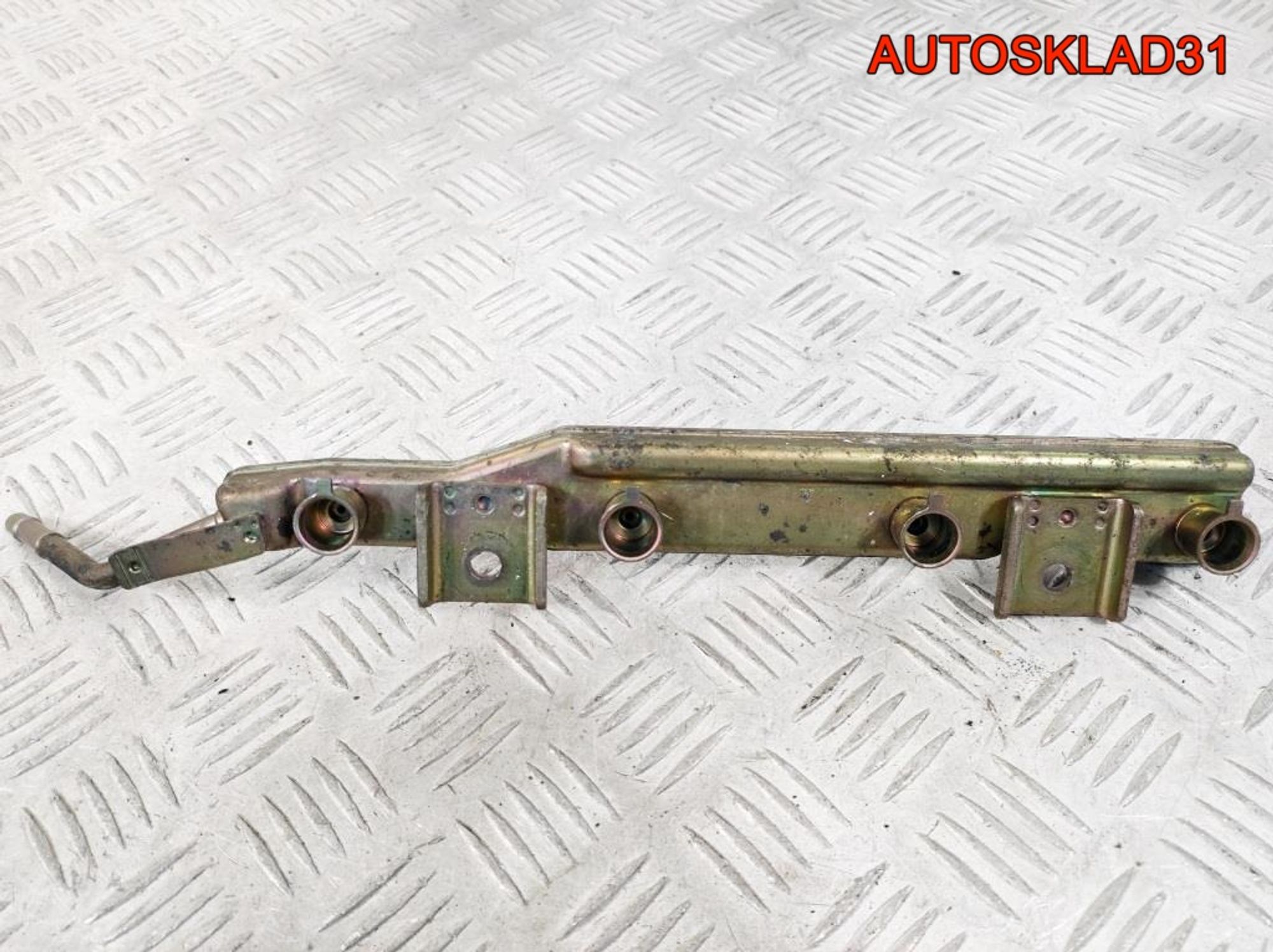 Рейка топливная Nissan Almera N16 QG18 17520AU305, 900 рублей, Дубовое