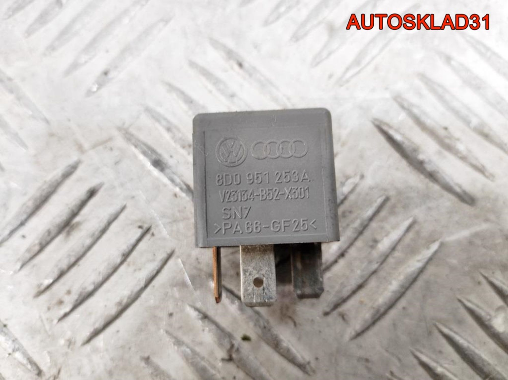 Реле 373 Audi A6 C5 8D0951253A, 600 рублей, Дубовое