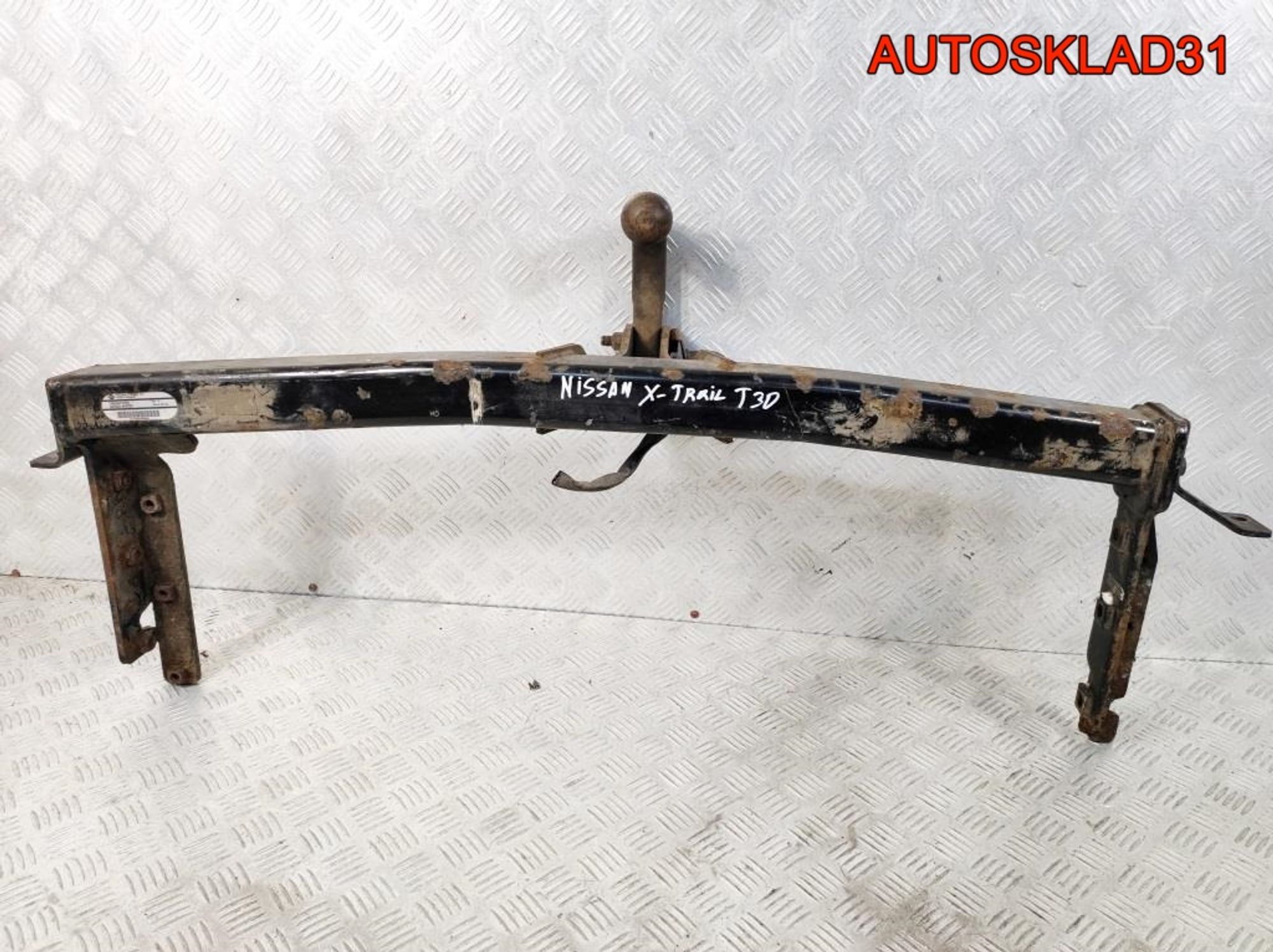 Фаркоп Nissan X-Trail T30 KE5008H000, 13500 рублей, Дубовое