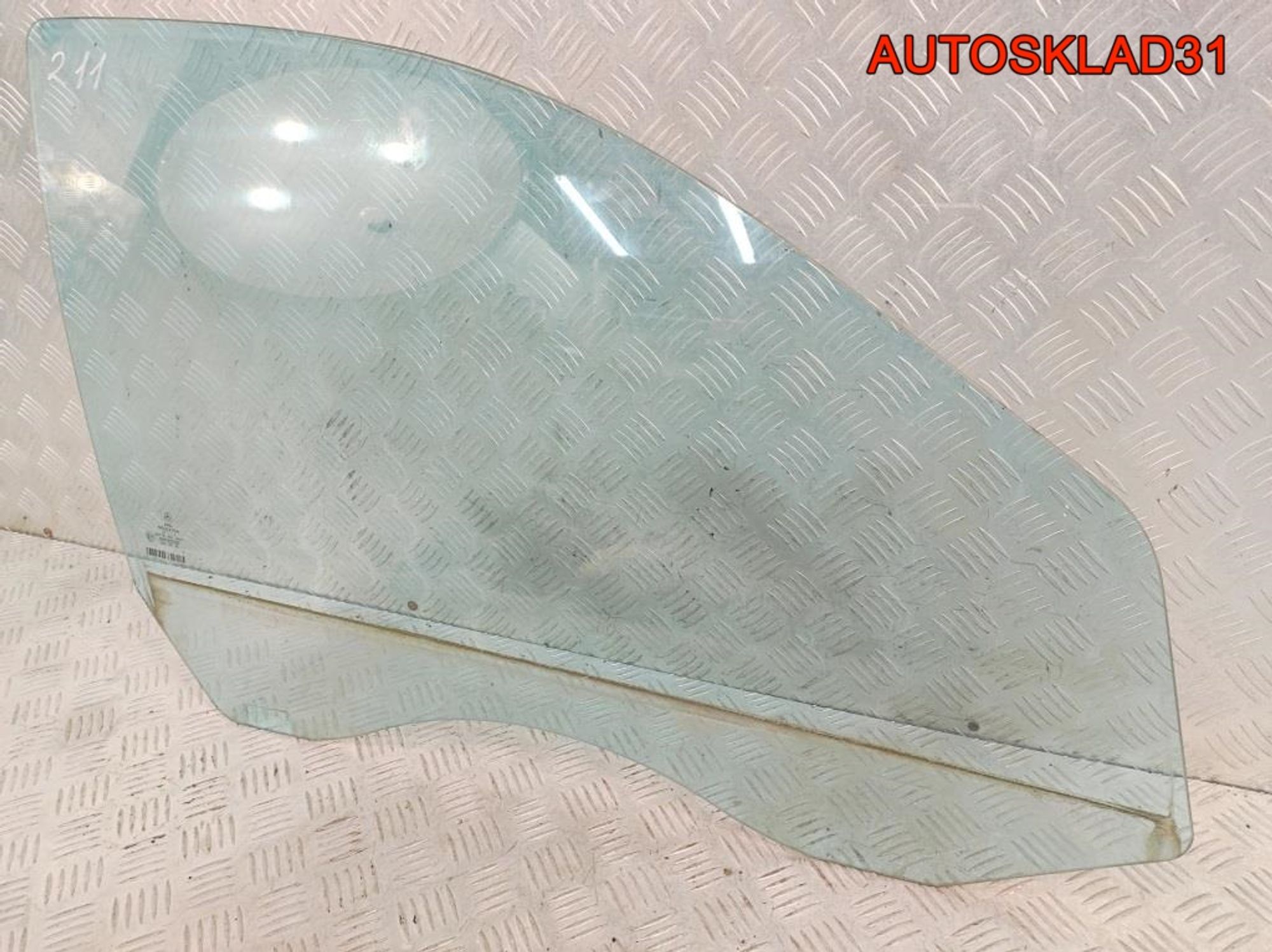 Стекло двери передней правой Mercedes Benz W211, 1800 рублей, Дубовое
