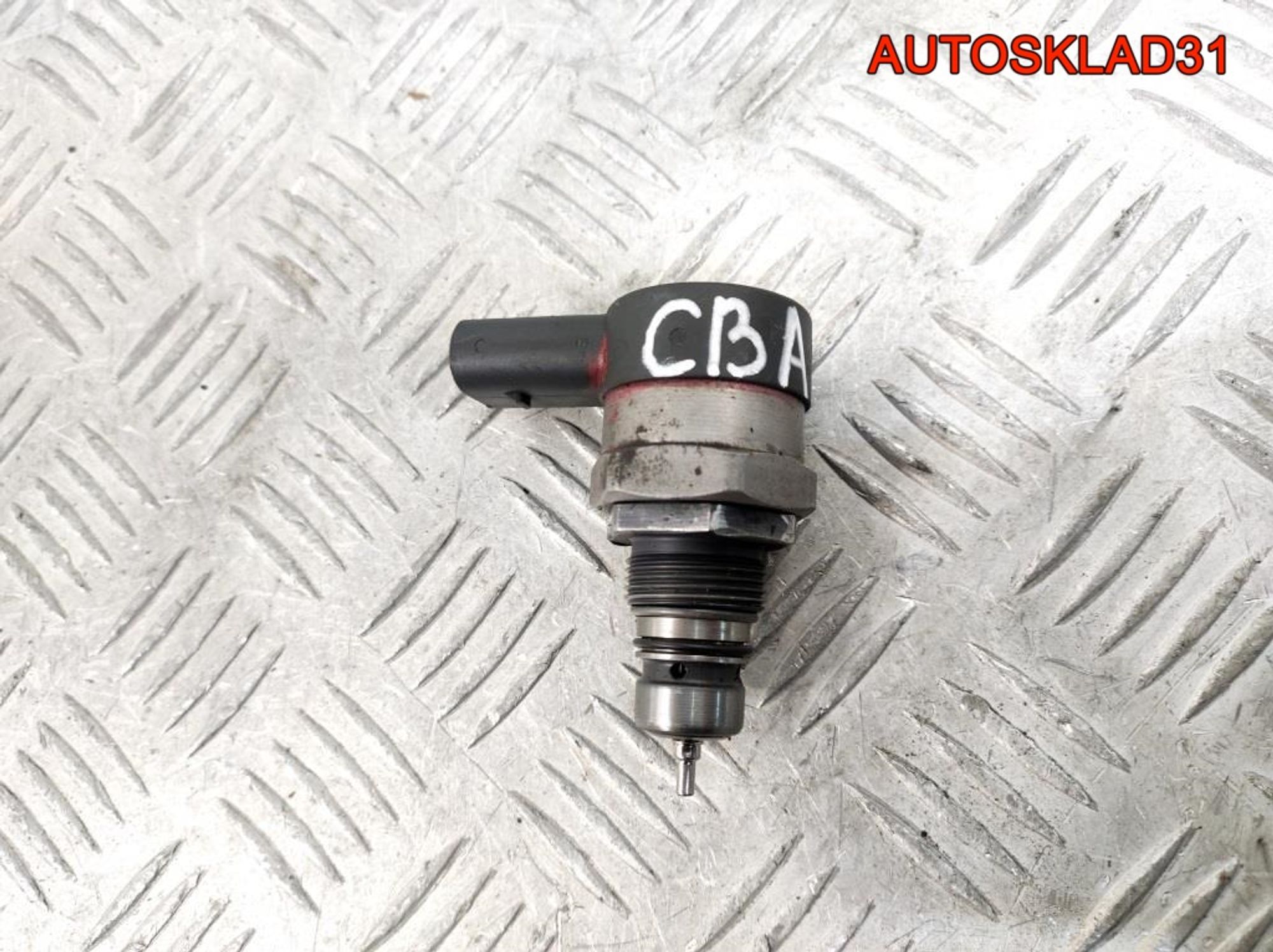 Датчик давления топлива VW Passat B6 057130764H, 7200 рублей, Дубовое