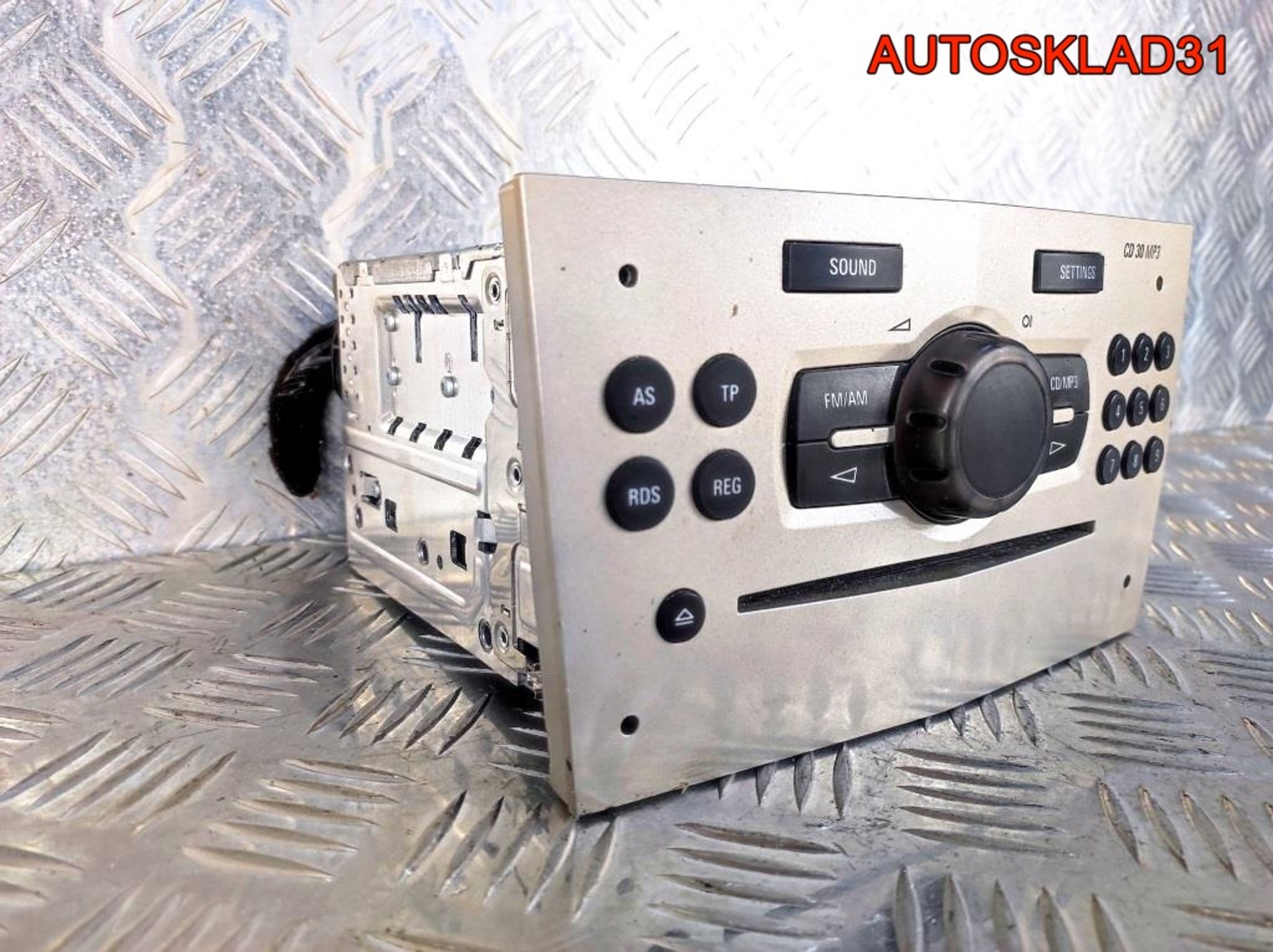 Магнитола Opel Corsa D CD 30 MP3 13254191, 900 рублей, Дубовое