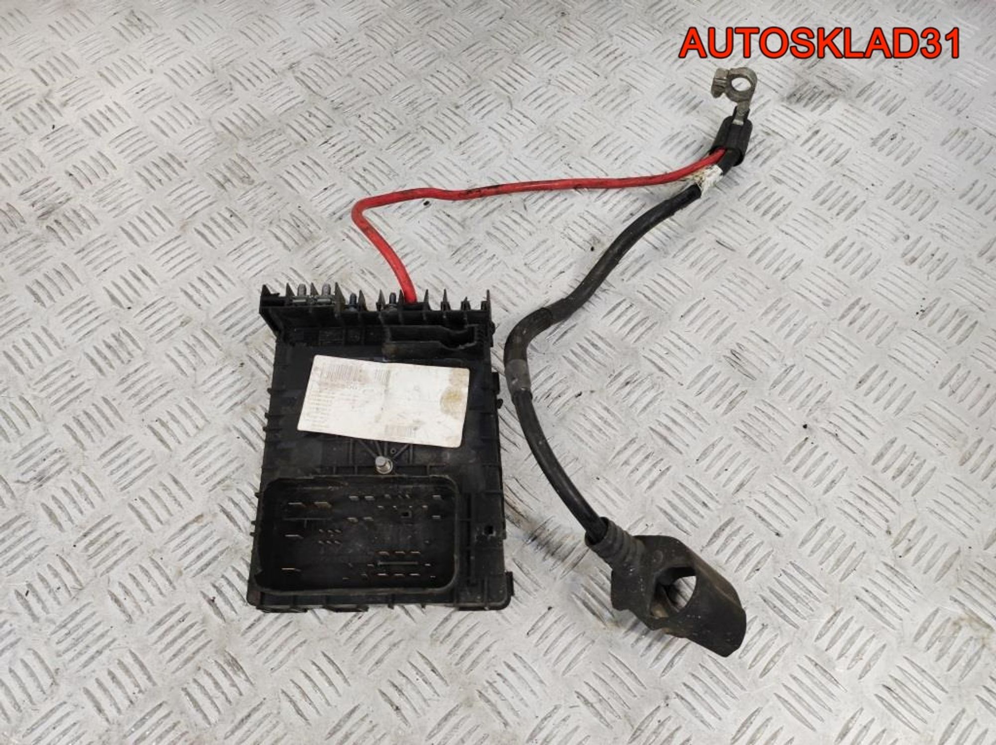 Блок предохранителей VW Golf Plus 1K0937125A, 2900 рублей, Дубовое