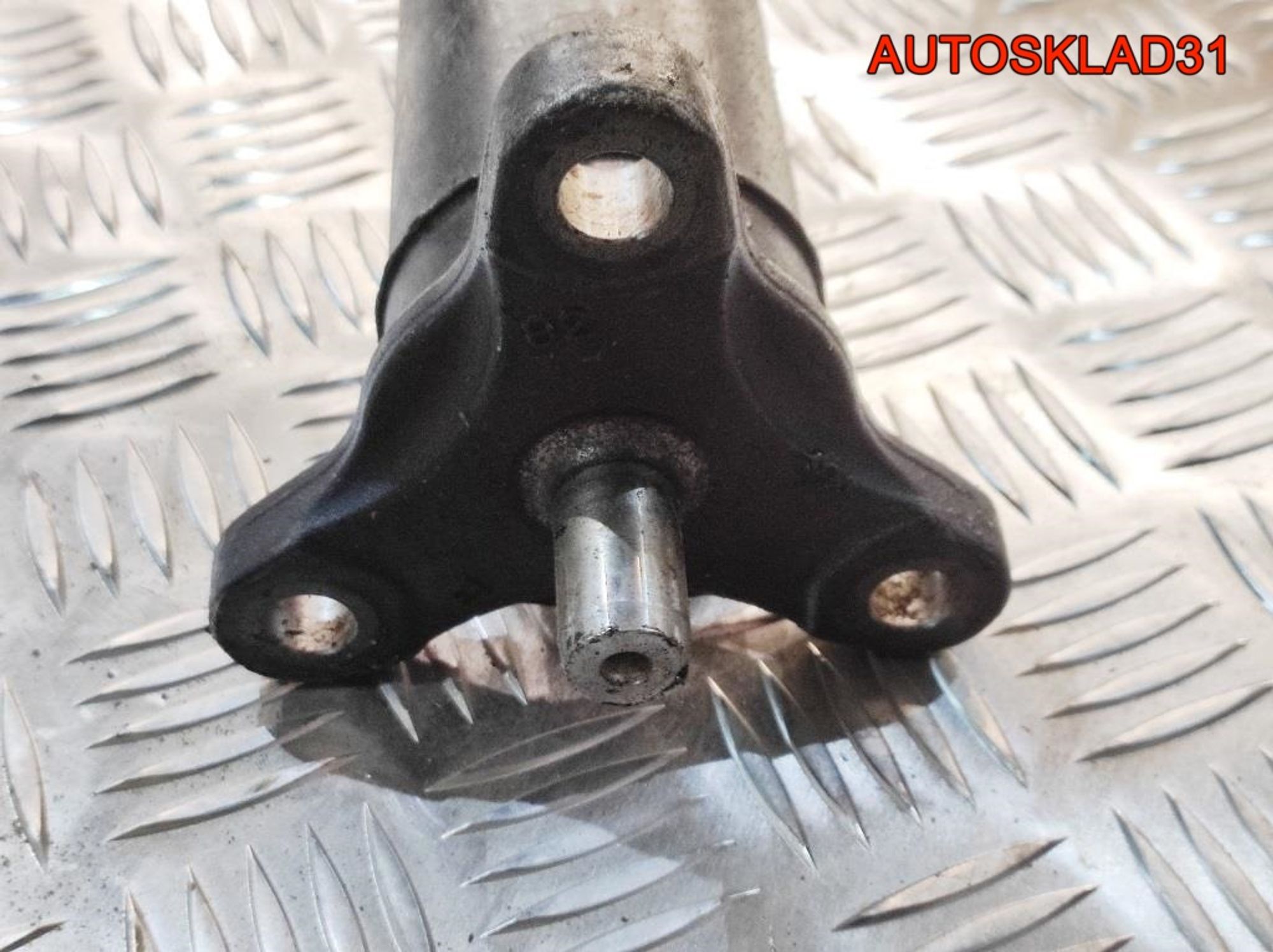 Вал карданный BMW F30 2,0 B47D20A Дизель АКПП Седан 26108605231, 12000 рублей, Дубовое