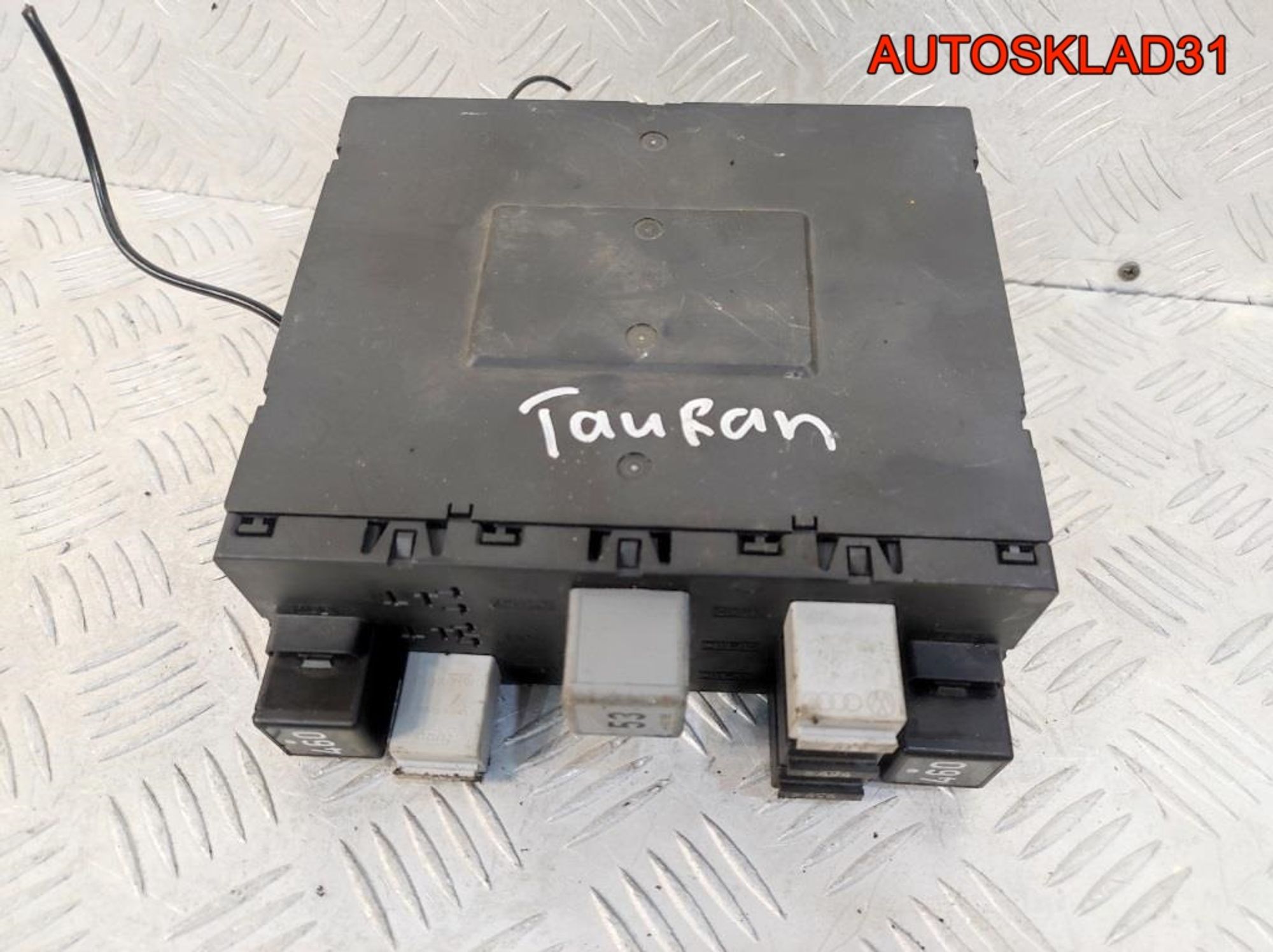 Блок комфорта Volkswage Touran 3C8937049E, 2100 рублей, Дубовое