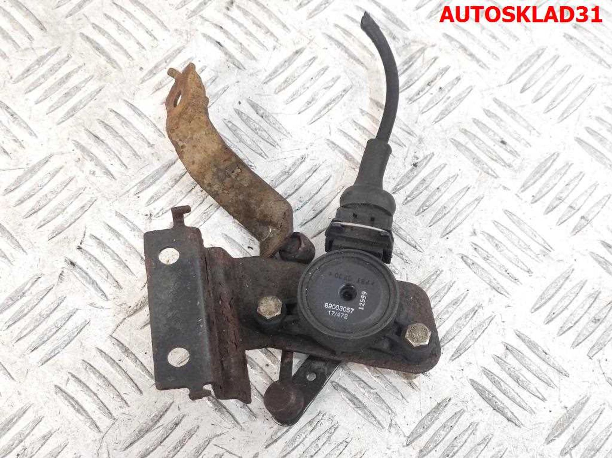 Датчик дорожного просвета Nissan Primera P11 89003057, 2000 рублей, Дубовое