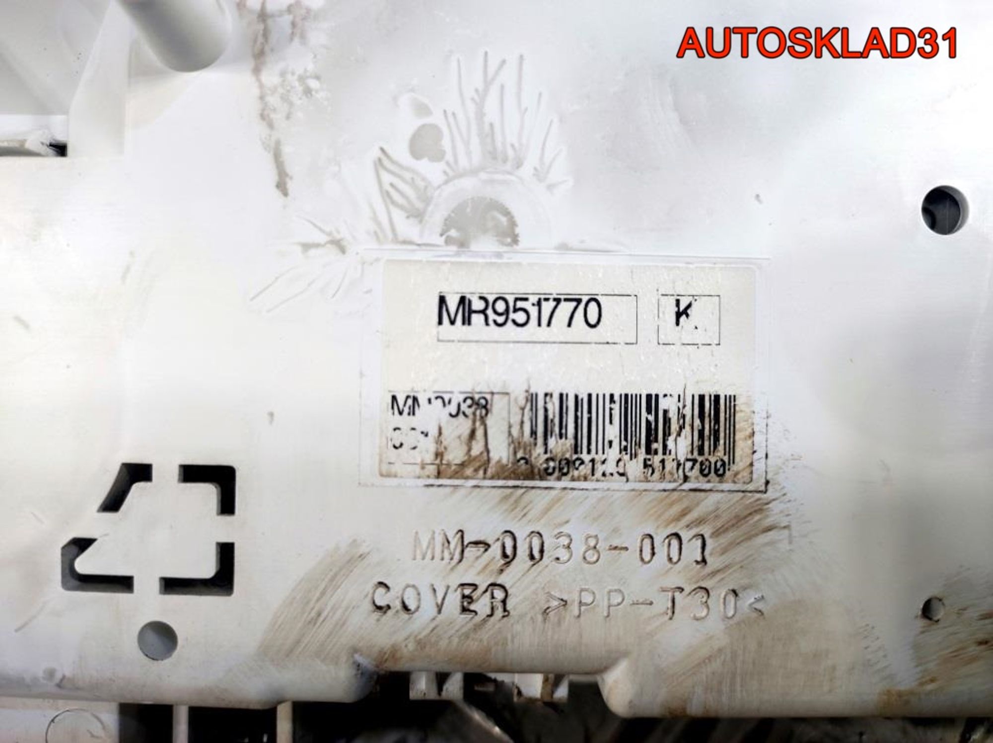 Панель приборов Mitsubishi Colt MR951770 Бензин, 2100 рублей, Дубовое
