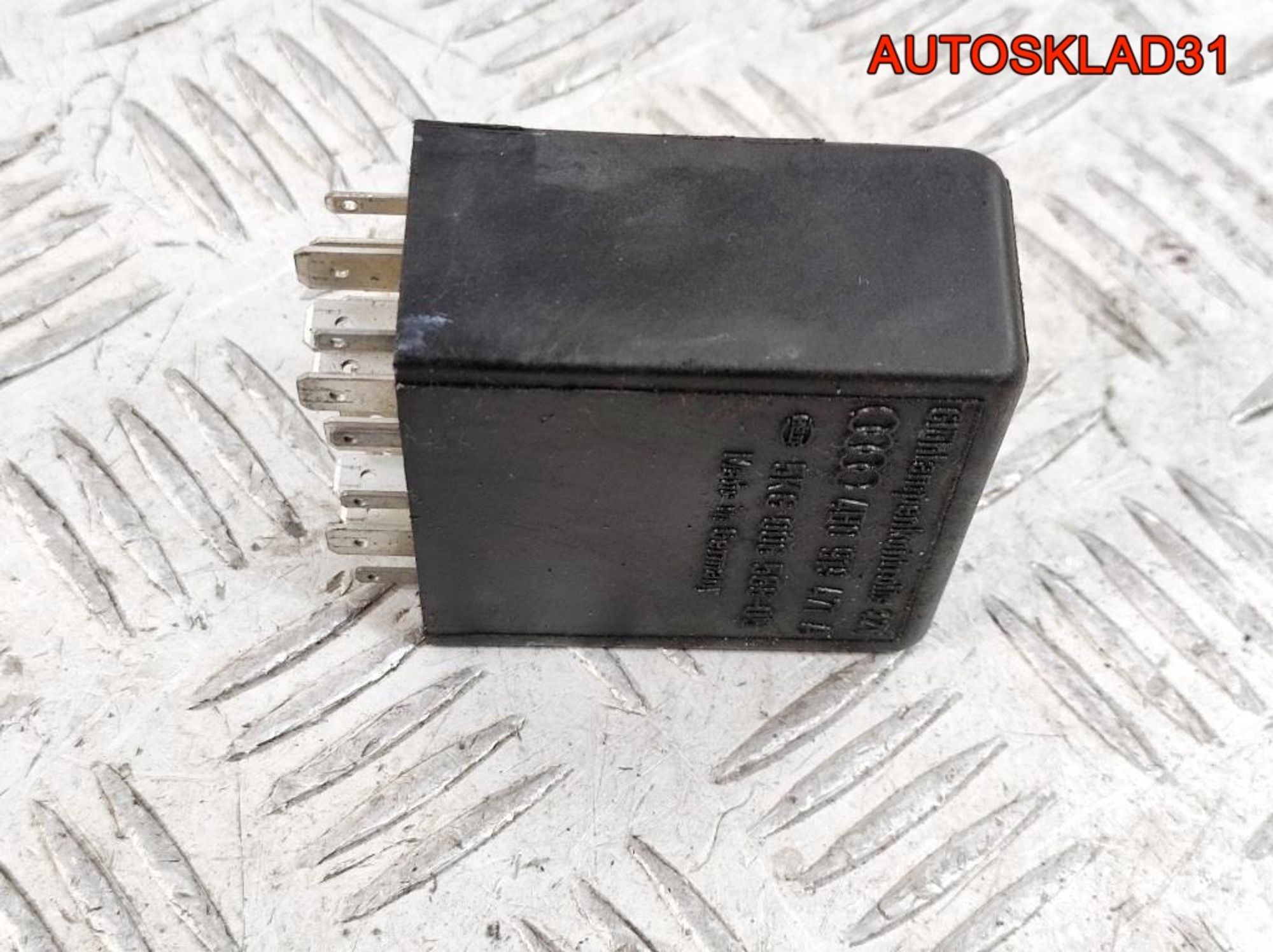 Реле управления освещения Ауди А6 Ц5 4B0919471A, 900 рублей, Дубовое