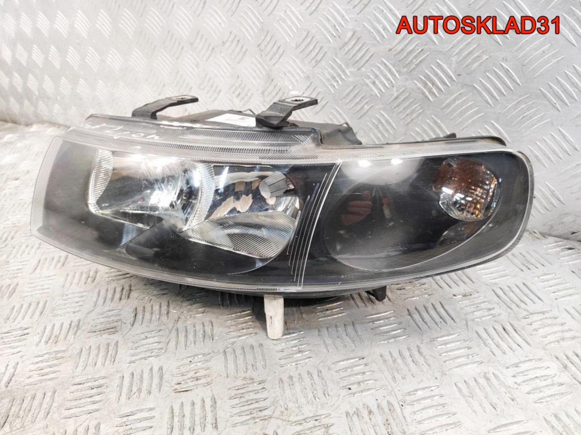 Фара левая Seat Leone 1M1 1M1941015, 5000 рублей, Дубовое