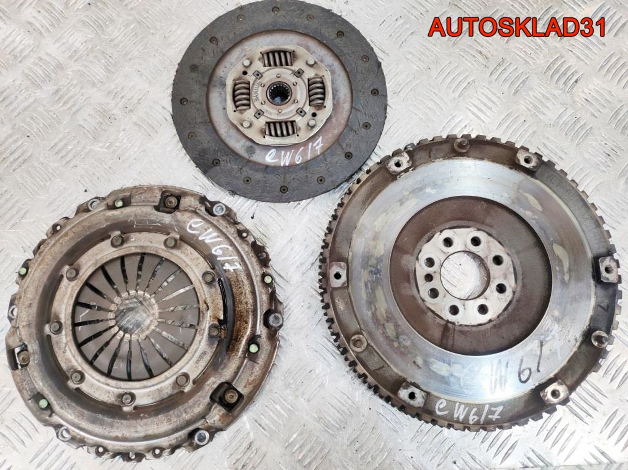 Комплект сцепления Citroen C5 1,8 EW7J4 9637874680, 3200 рублей, Дубовое