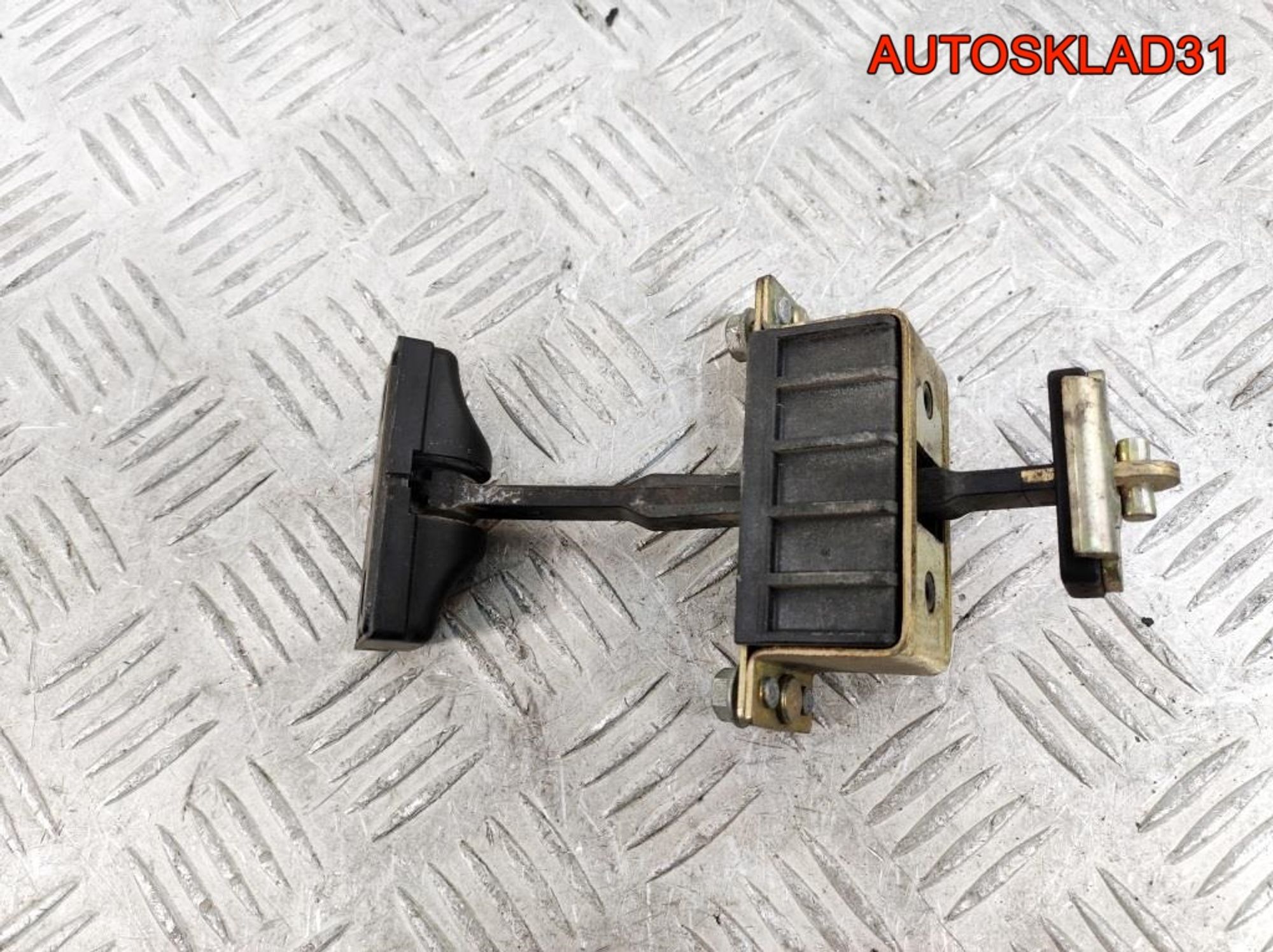 Ограничитель двери задний Mercedes W211, 900 рублей, Дубовое