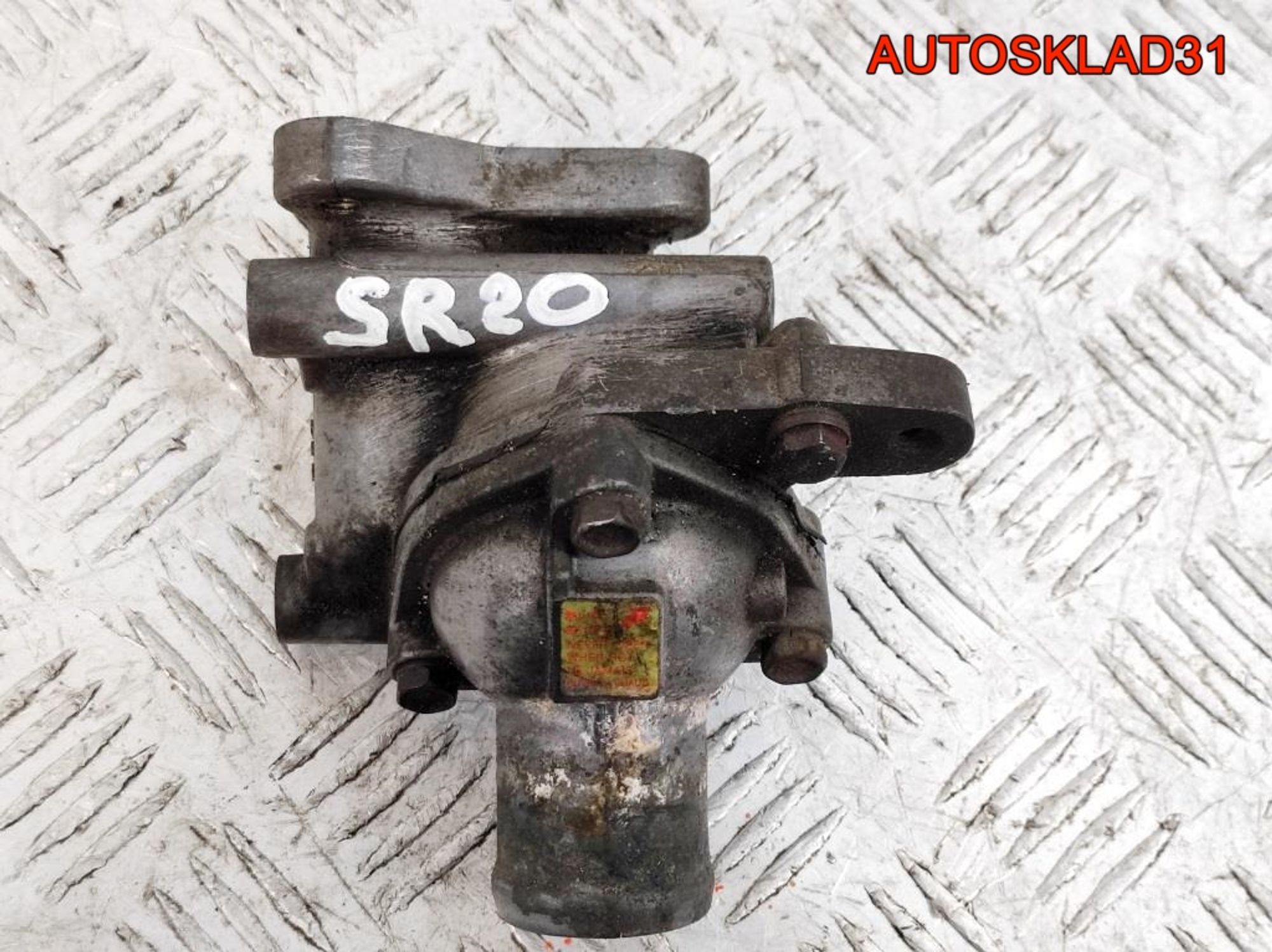 Корпус термостата Nissan Primera P11 2,0 SR20DE 110619F500, 1500 рублей, Дубовое