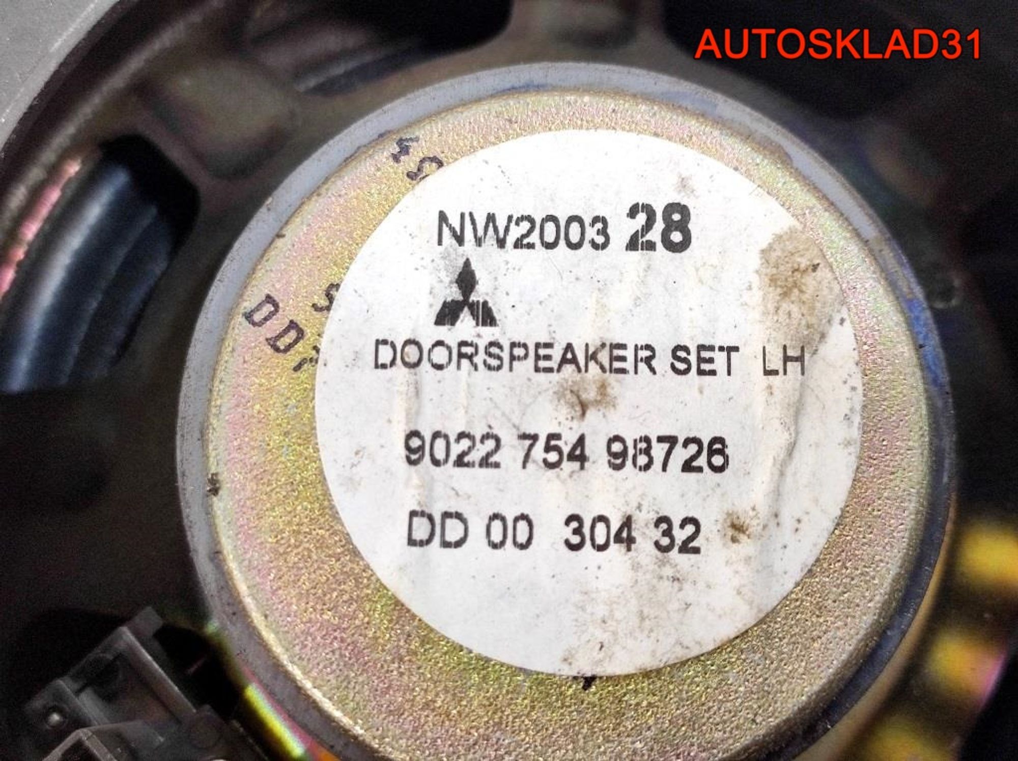 Динамик передний левый Mitsubishi Carisma MR173087, 900 рублей, Дубовое