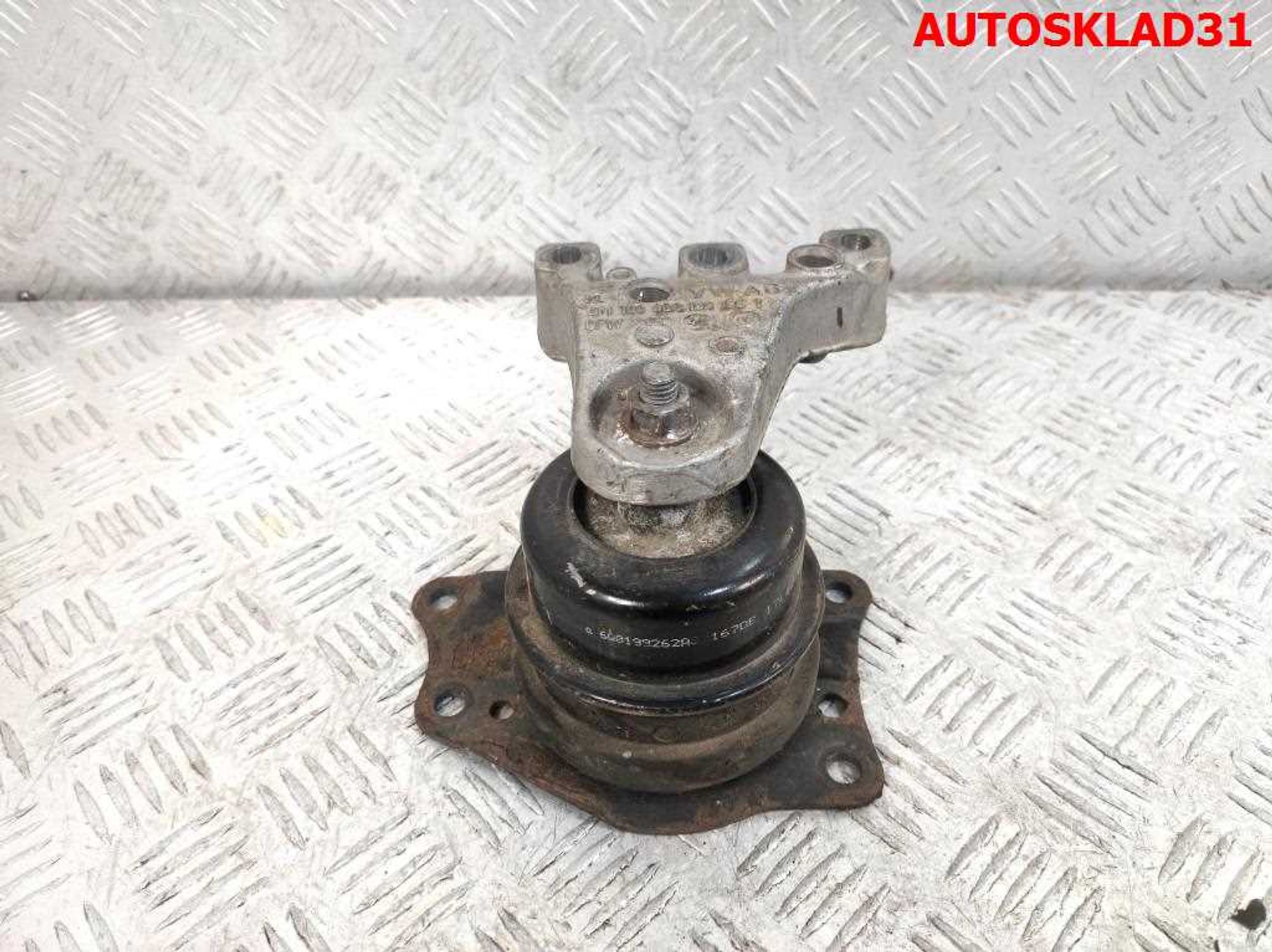 Опора двигателя правая Skoda Fabia 2 1,4 BXW Бензин 6Q0199262AS, 1200 рублей, Дубовое