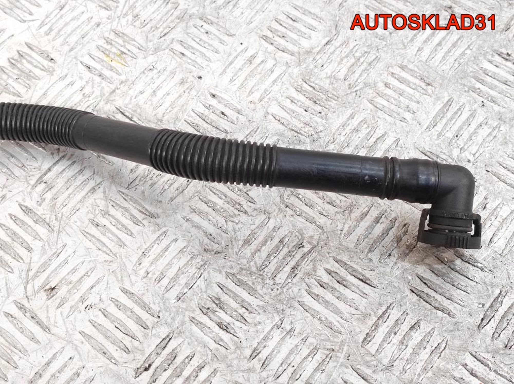 Трубка вакуумная Audi A6 C5 2,4 BDV Бензин 078133817P, 1500 рублей, Дубовое