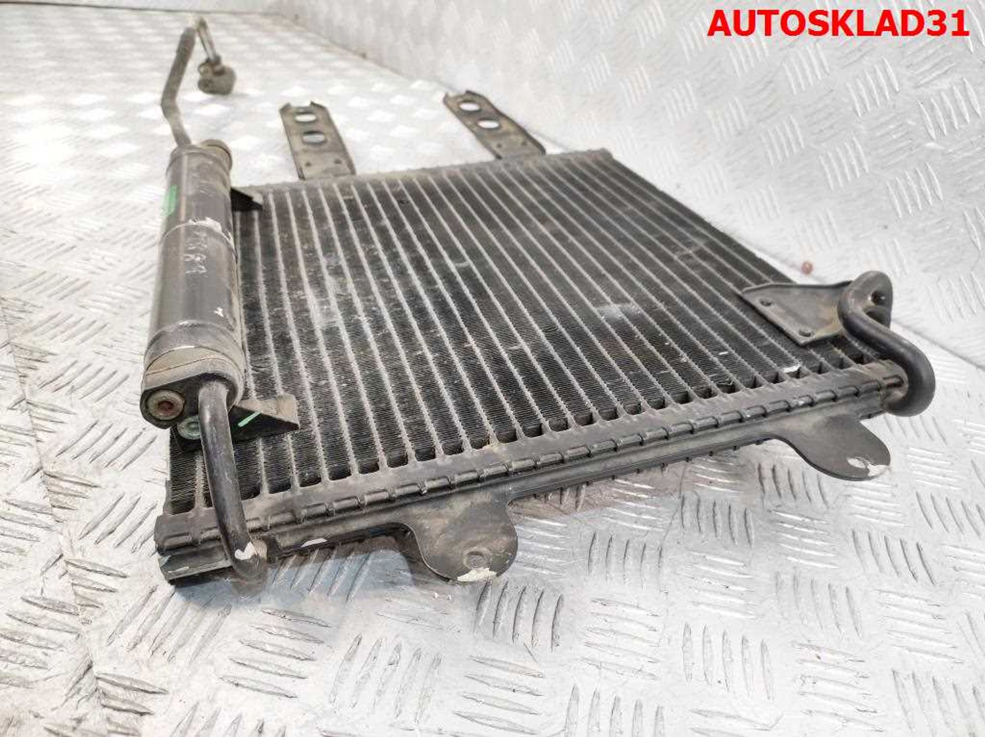 Радиатор кондиционера Volkswagen Polo 3 6X0820411A, 2000 рублей, Дубовое