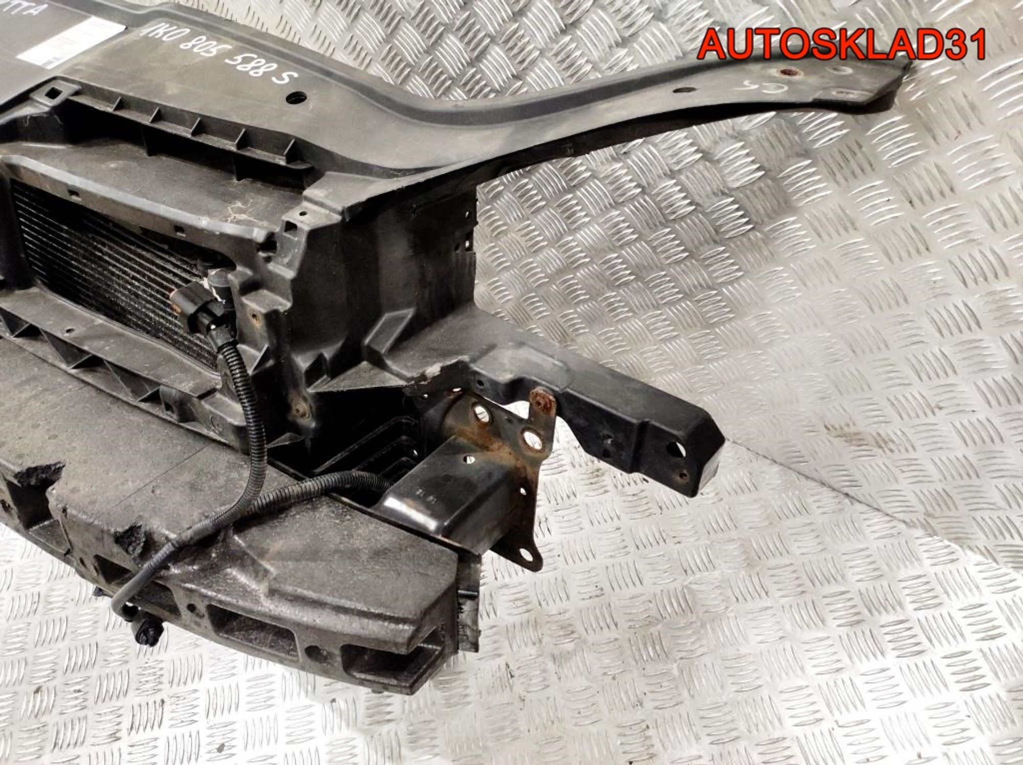 Панель передняя в сборе VW Golf 5 1K0805588S (Р), 28000 рублей, Дубовое