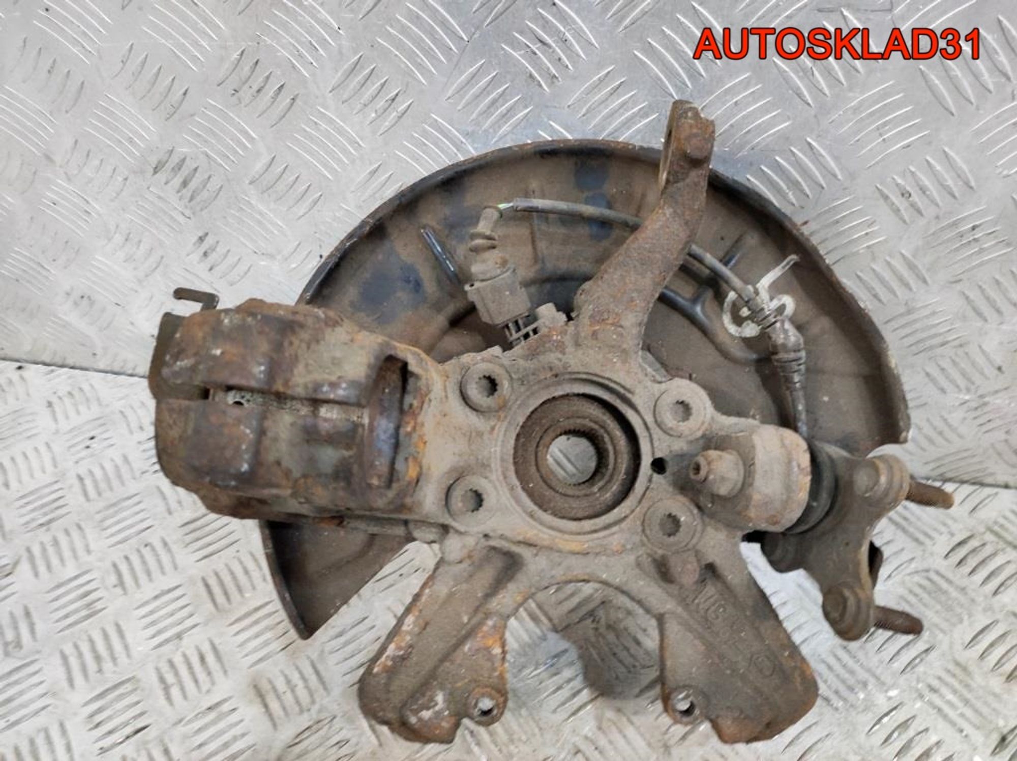 Кулак поворотный передний правый VW Golf 1K0407256P, 3600 рублей, Дубовое