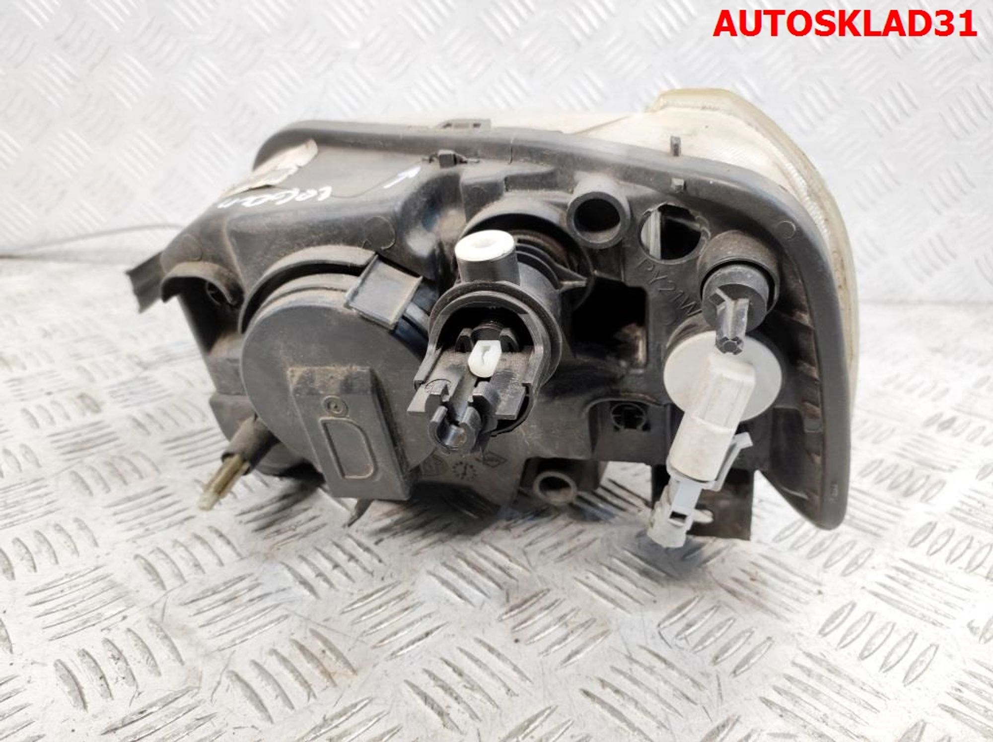 Фара правая Renault Logan 8200211006, 4500 рублей, Дубовое