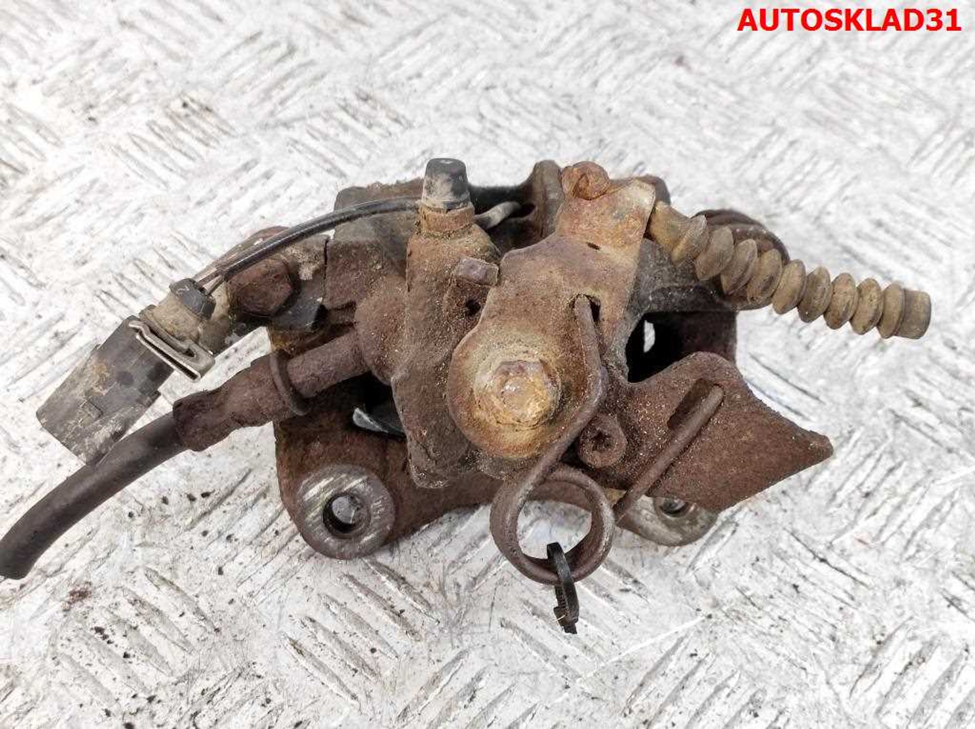 Суппорт тормозной задний правый Audi A4 B5 Quattro, 4000 рублей, Дубовое