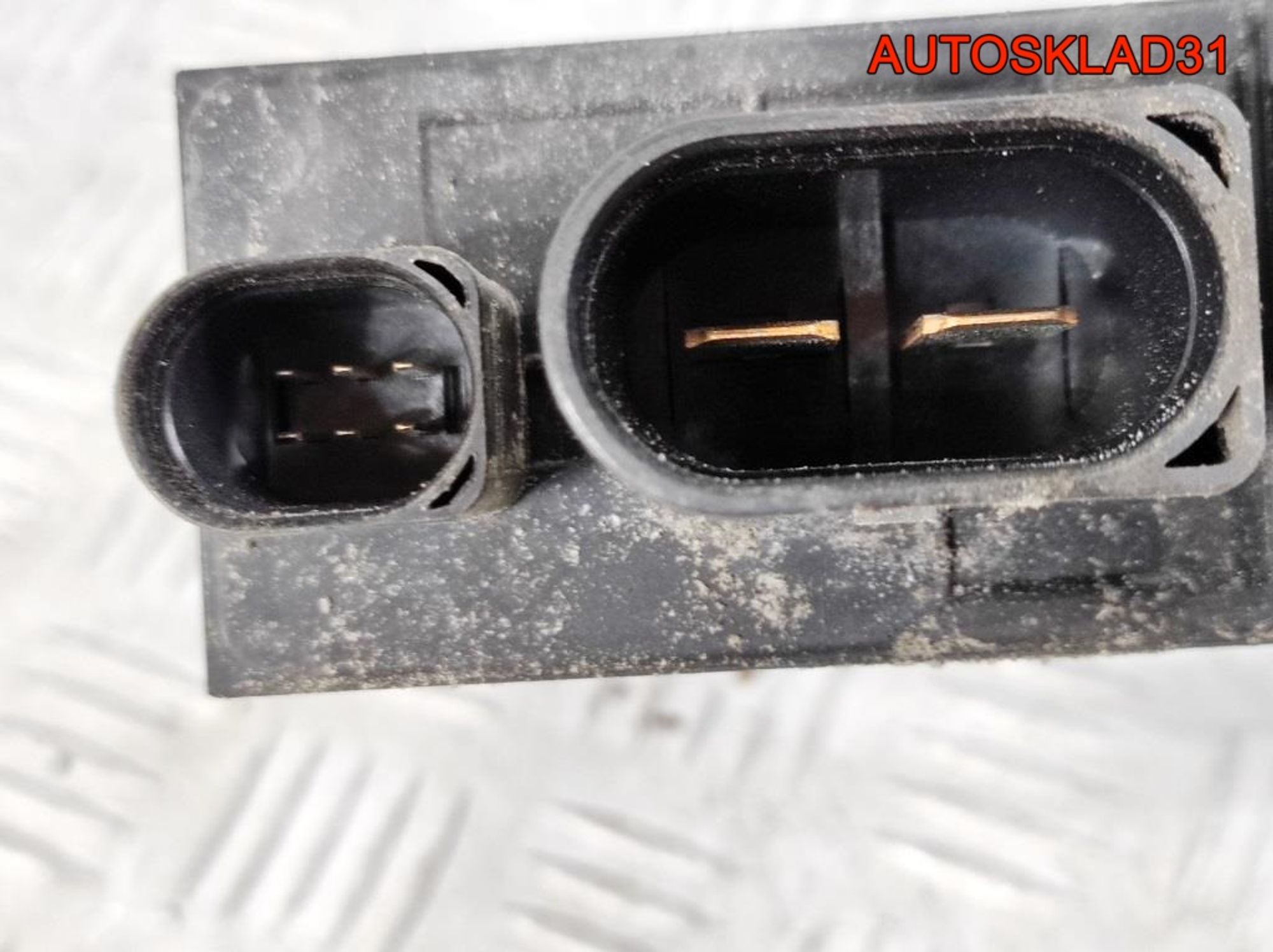 Блок управления вентилятором Audi A4 B7 8E0959501Q, 4500 рублей, Дубовое