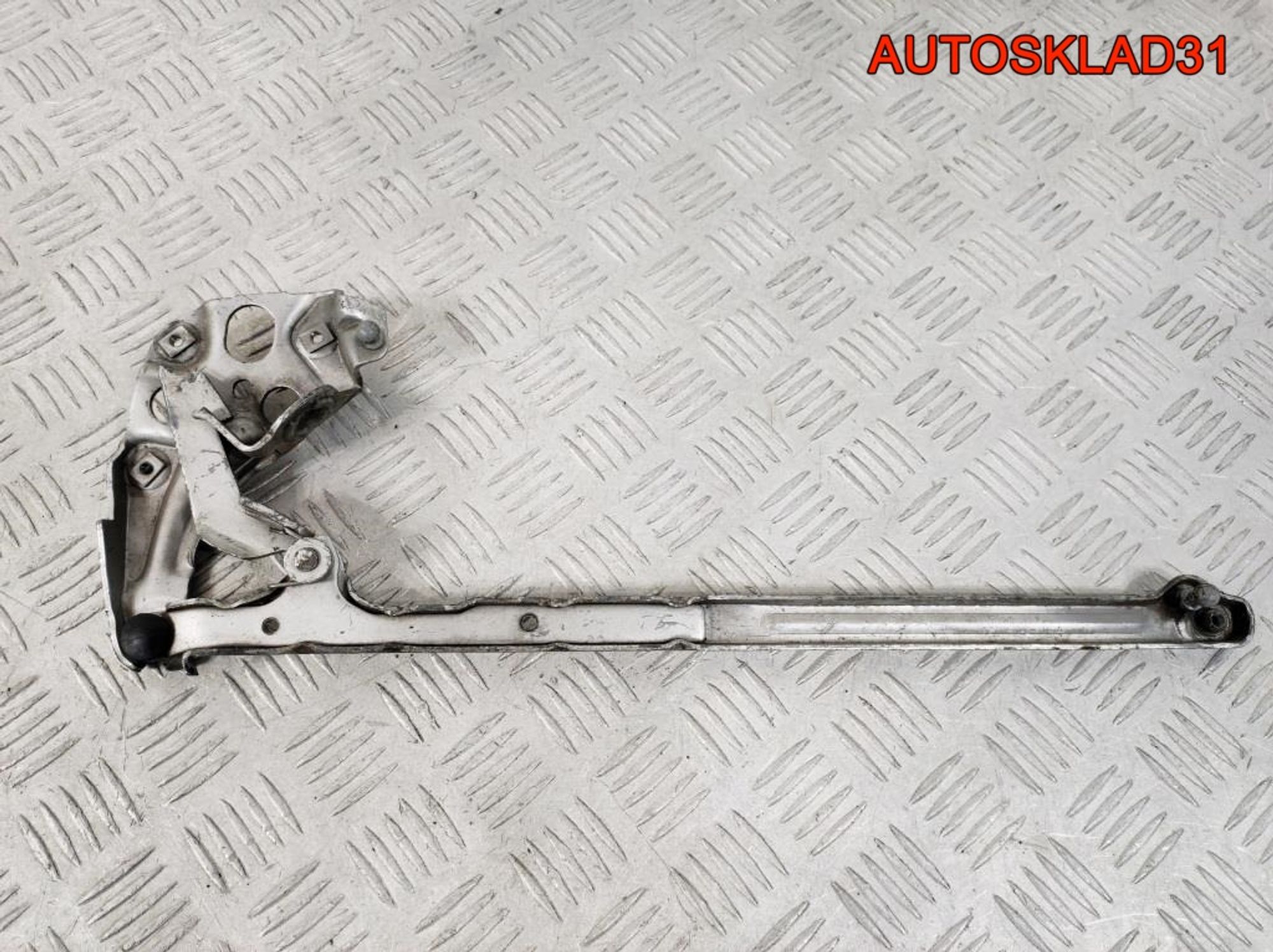 Петля капота правая Mercedes Benz W210 A2108800828, 900 рублей, Дубовое