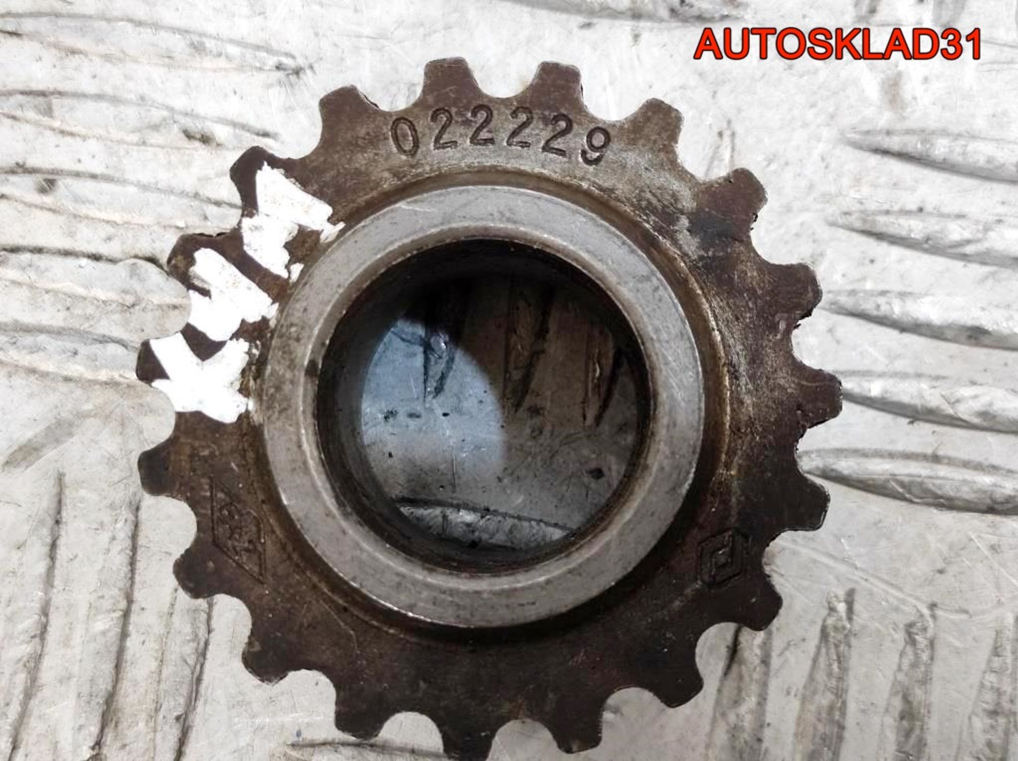 Шестерня коленвала Renault Logan 1,6 K4M Бензин 8200022229, 2000 рублей, Дубовое