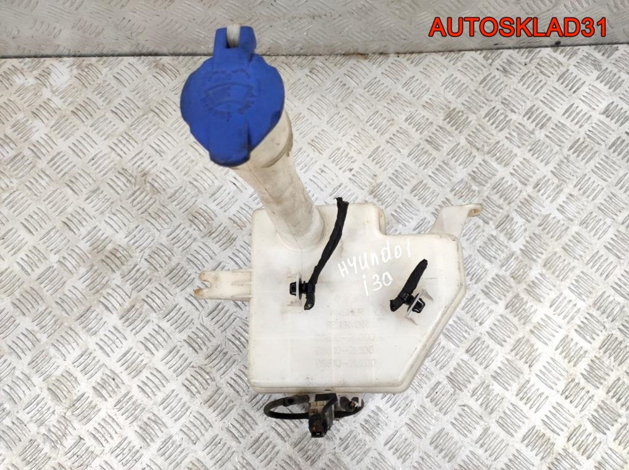 Бачок омывателя Hyundai i30 986102L000, 3000 рублей, Дубовое