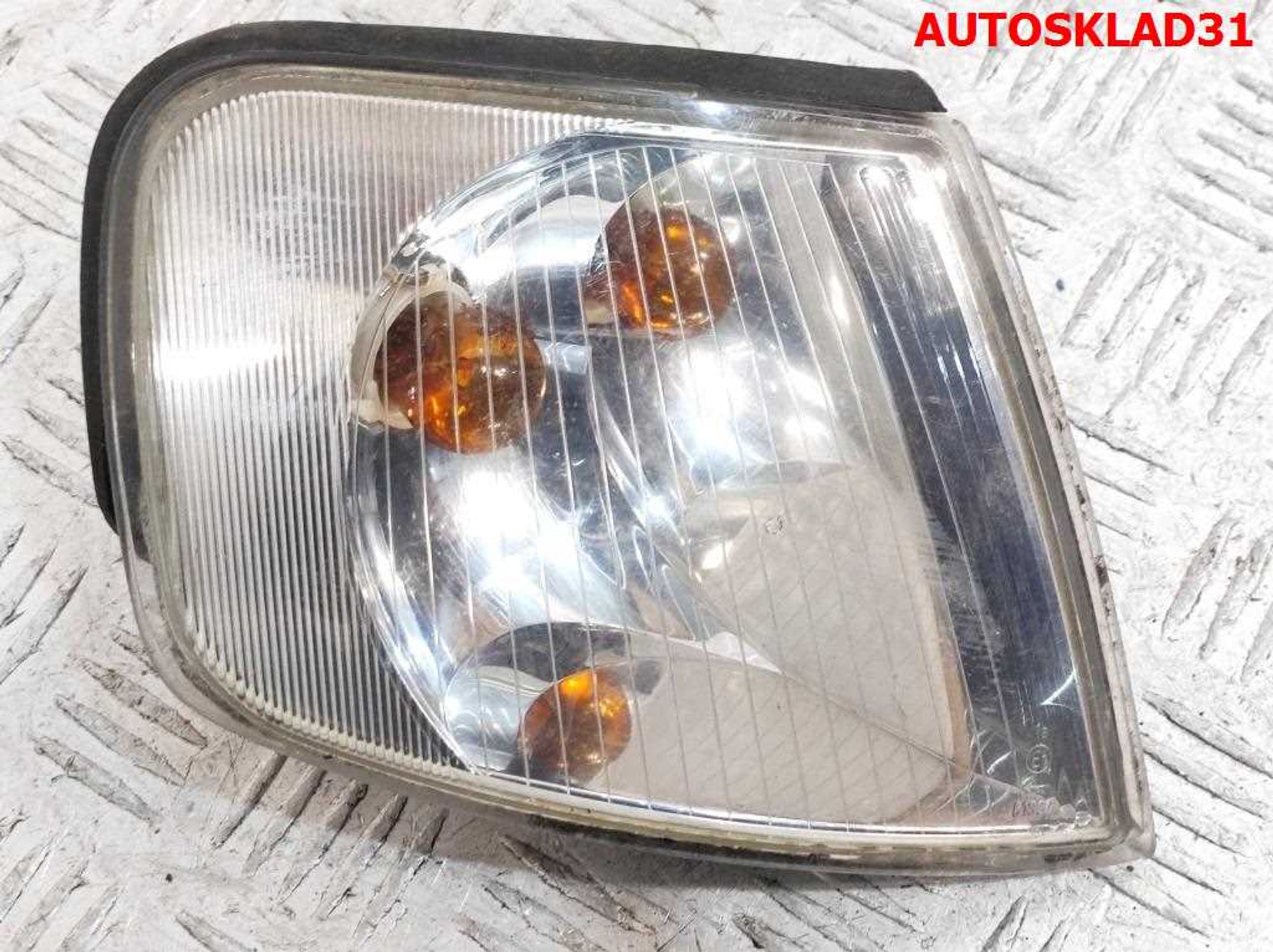 Указатель поворота правый белый Audi A3 8L0953050, 900 рублей, Дубовое