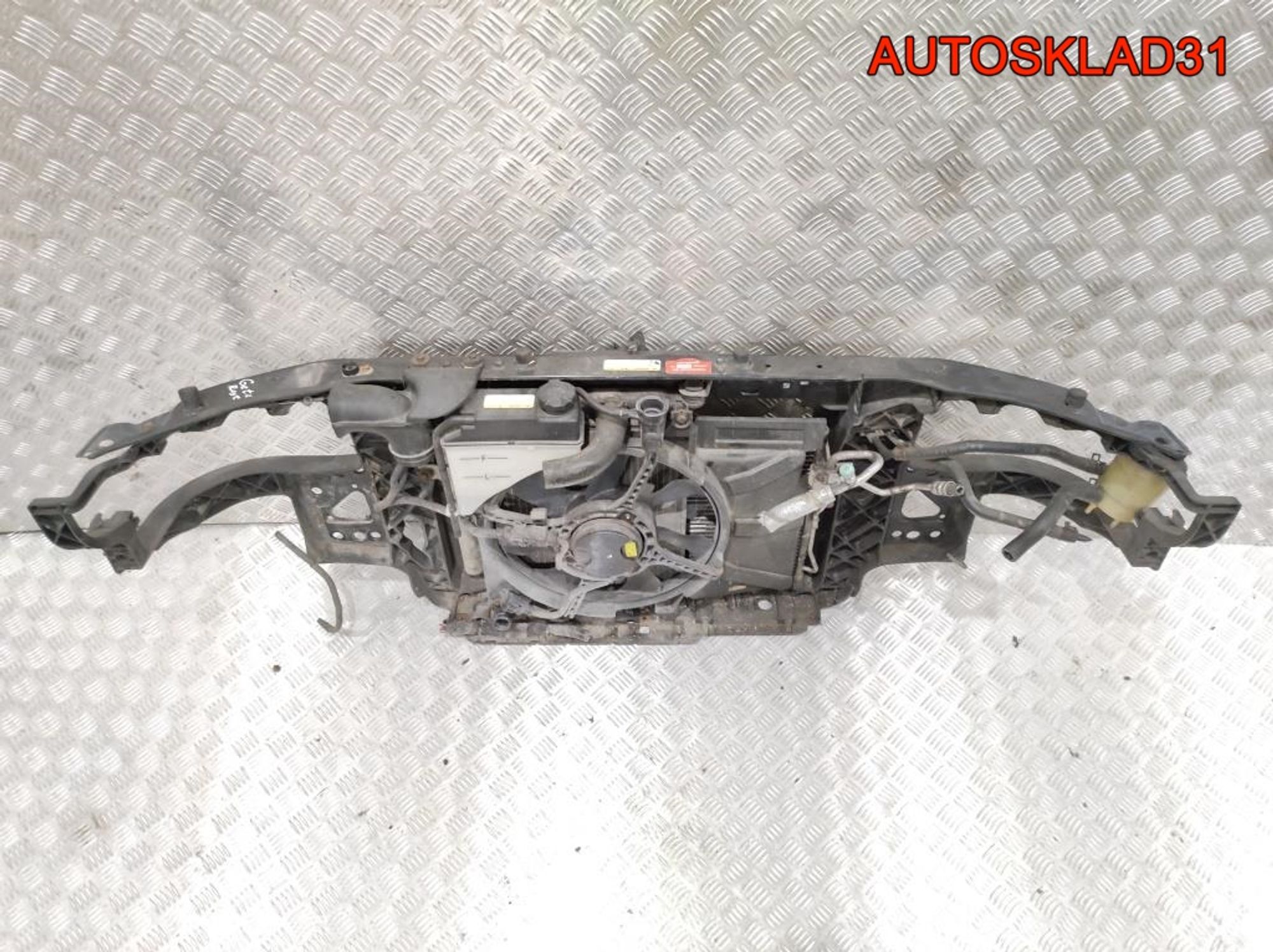 Панель передняя в сборе Hyundai Getz Рест 641011C500, 25000 рублей, Дубовое