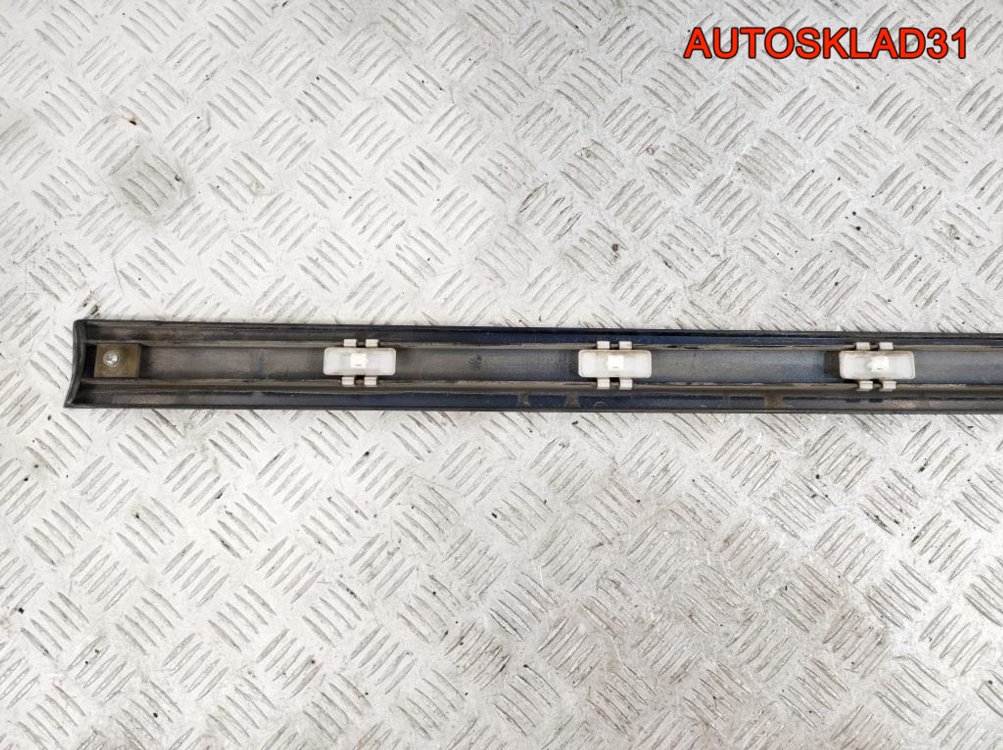 Молдинг передней правой двери Mercedes W211 A2116901062, 1400 рублей, Дубовое