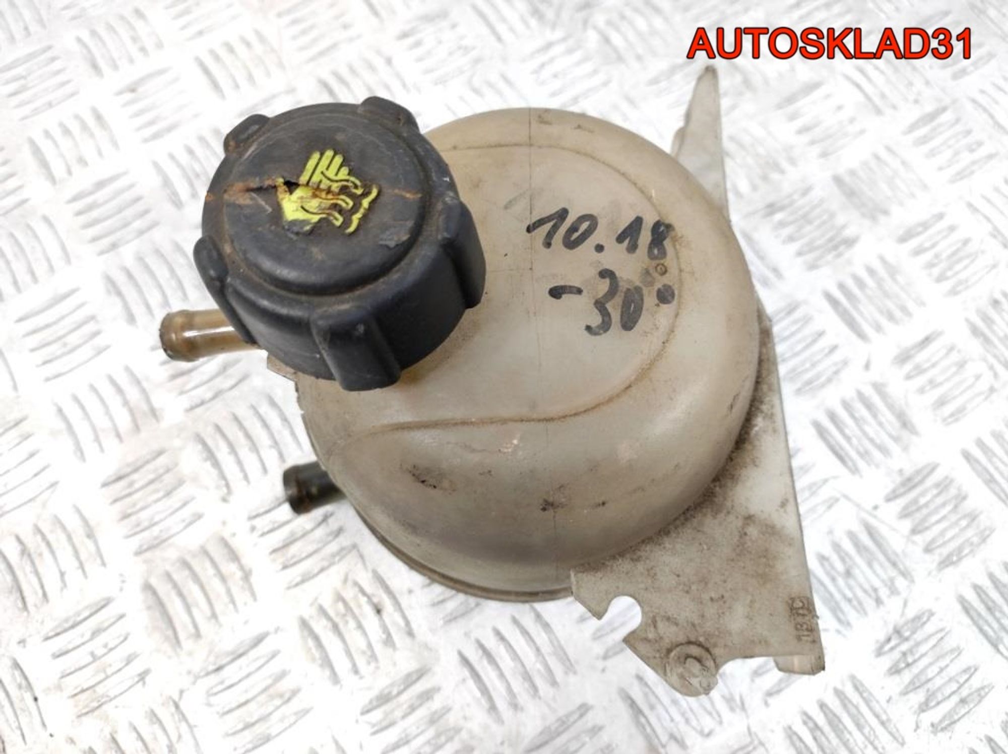 Бачок расширительный Renault Sandero 1 8200766826, 600 рублей, Дубовое