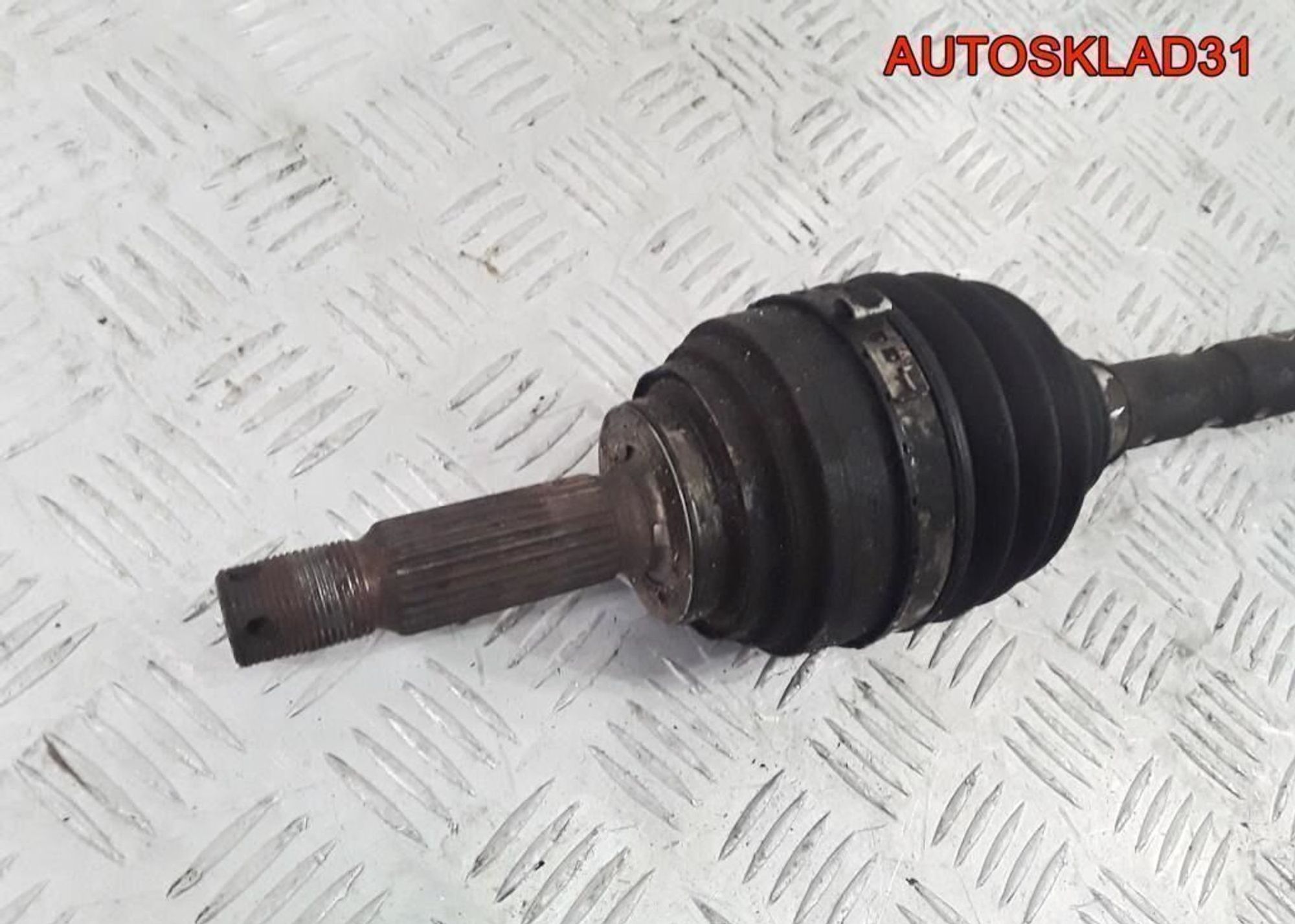 Полуось передняя правая Mitsubishi Lancer CB МКПП, 1800 рублей, Дубовое