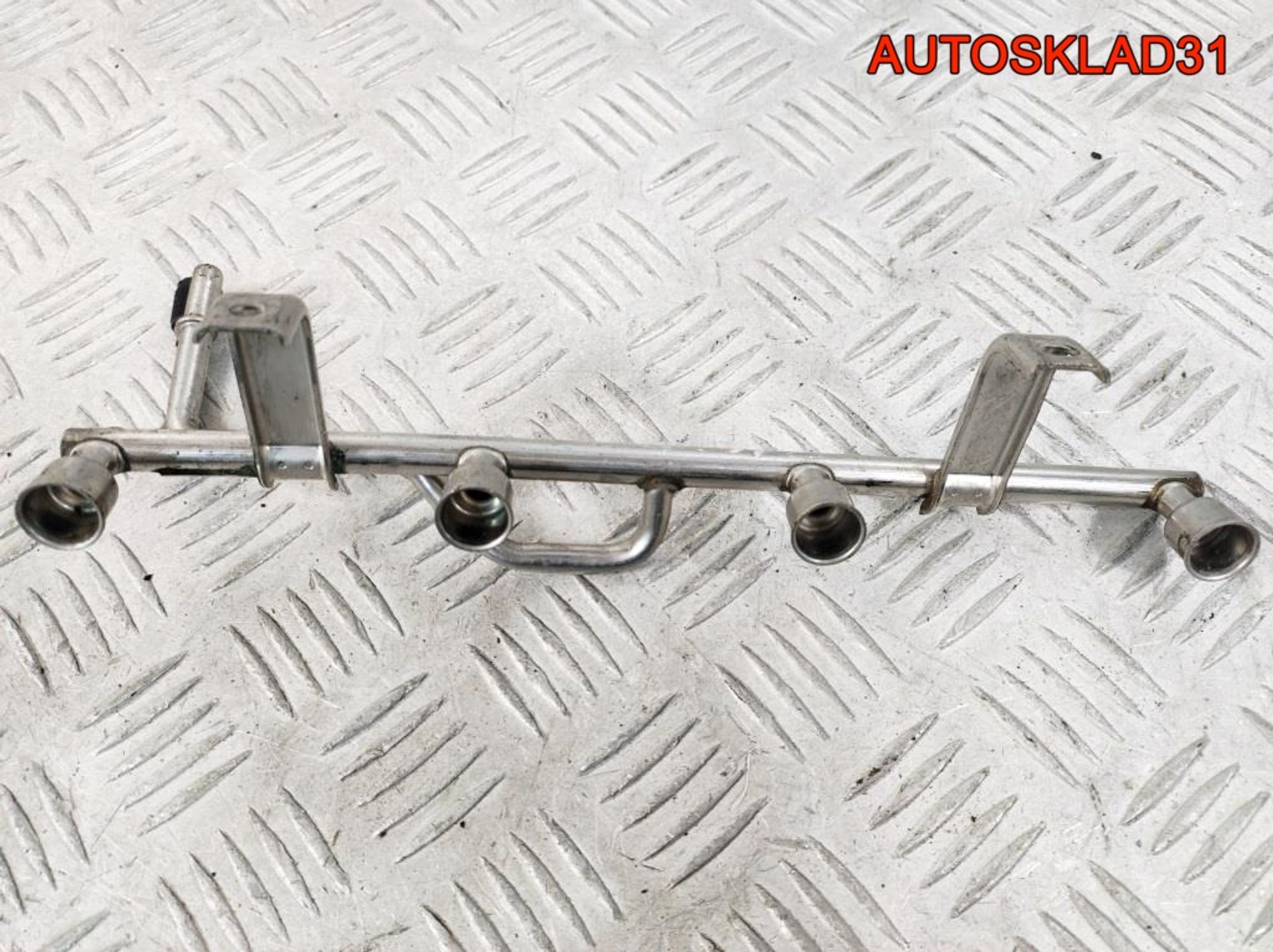 Рейка топливная Opel Astra G 1,6 Z16SE Бензин, 900 рублей, Дубовое