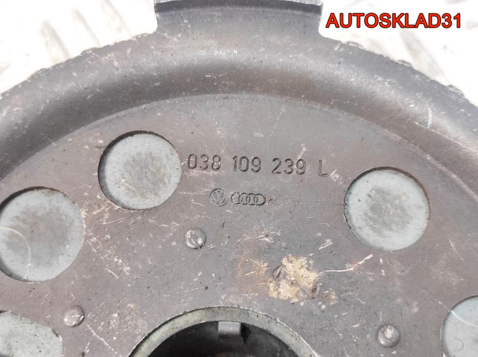 Шестерня распредвала VW Caddy 3 2.0 BST 038109111E, 2500 рублей, Дубовое