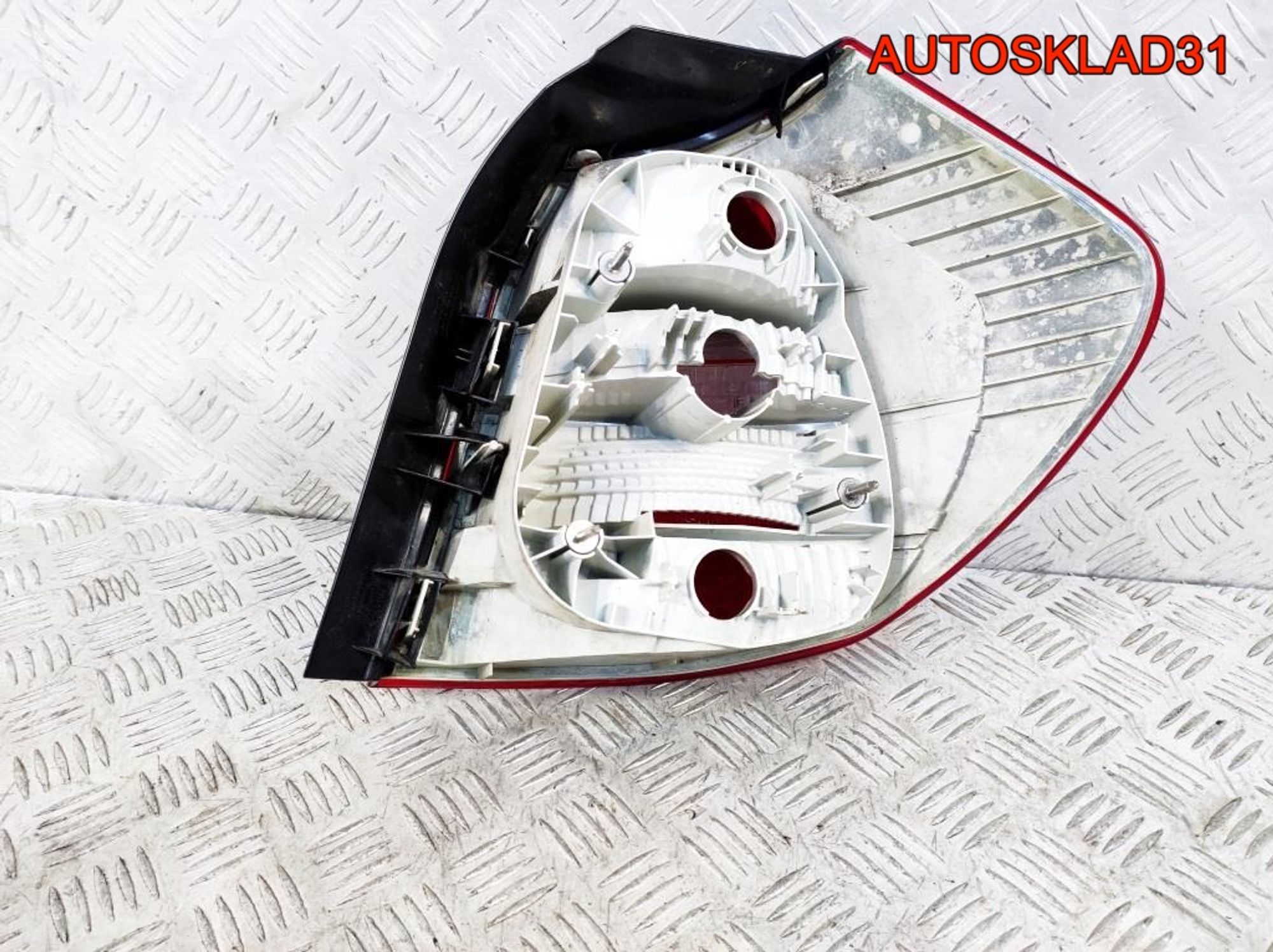 Фонарь задний левый BMW E87 63217164955 Рест, 5700 рублей, Дубовое