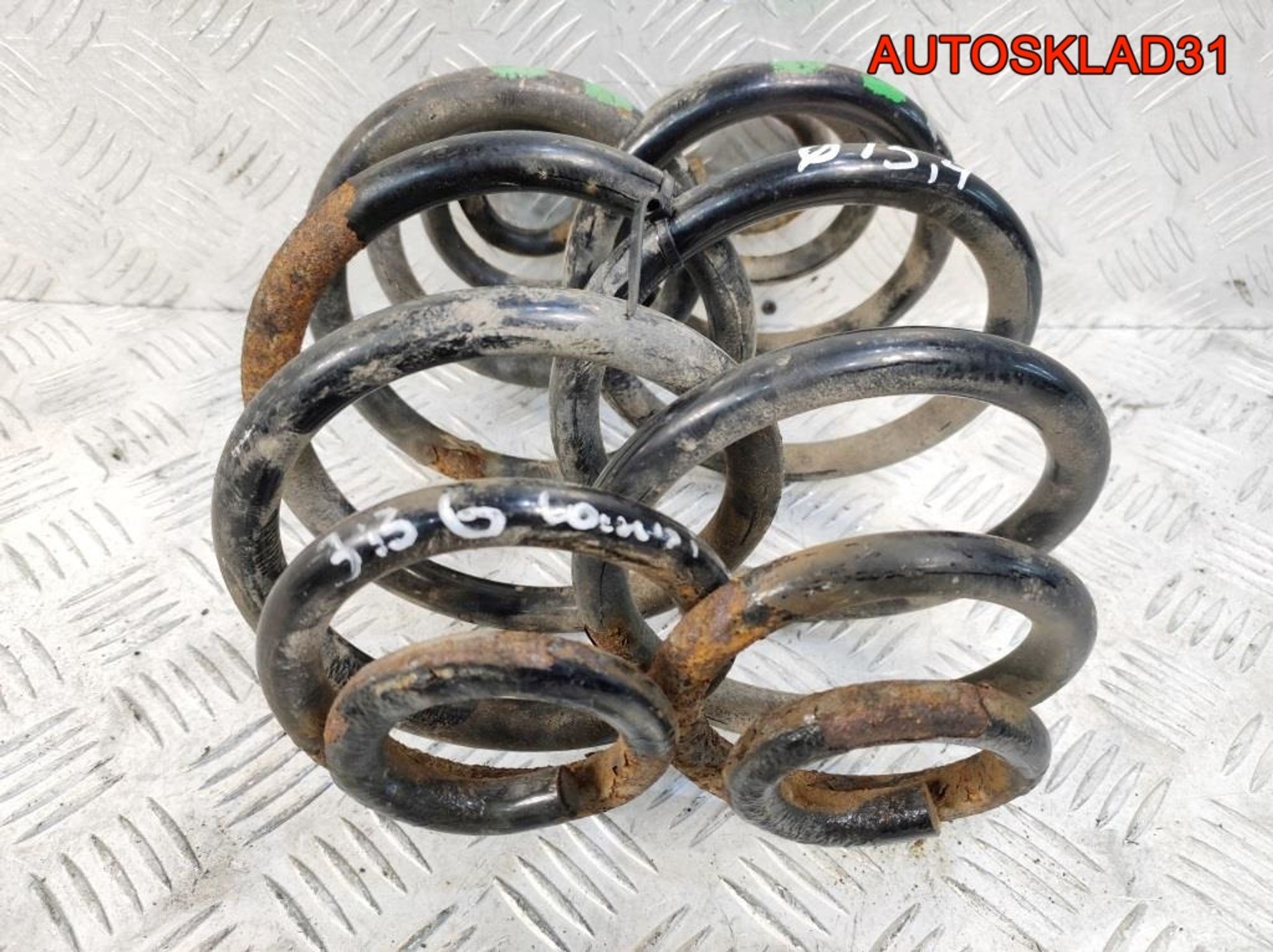 Пружина задняя VW Passat B5 4B0511115D Combi, 1800 рублей, Дубовое